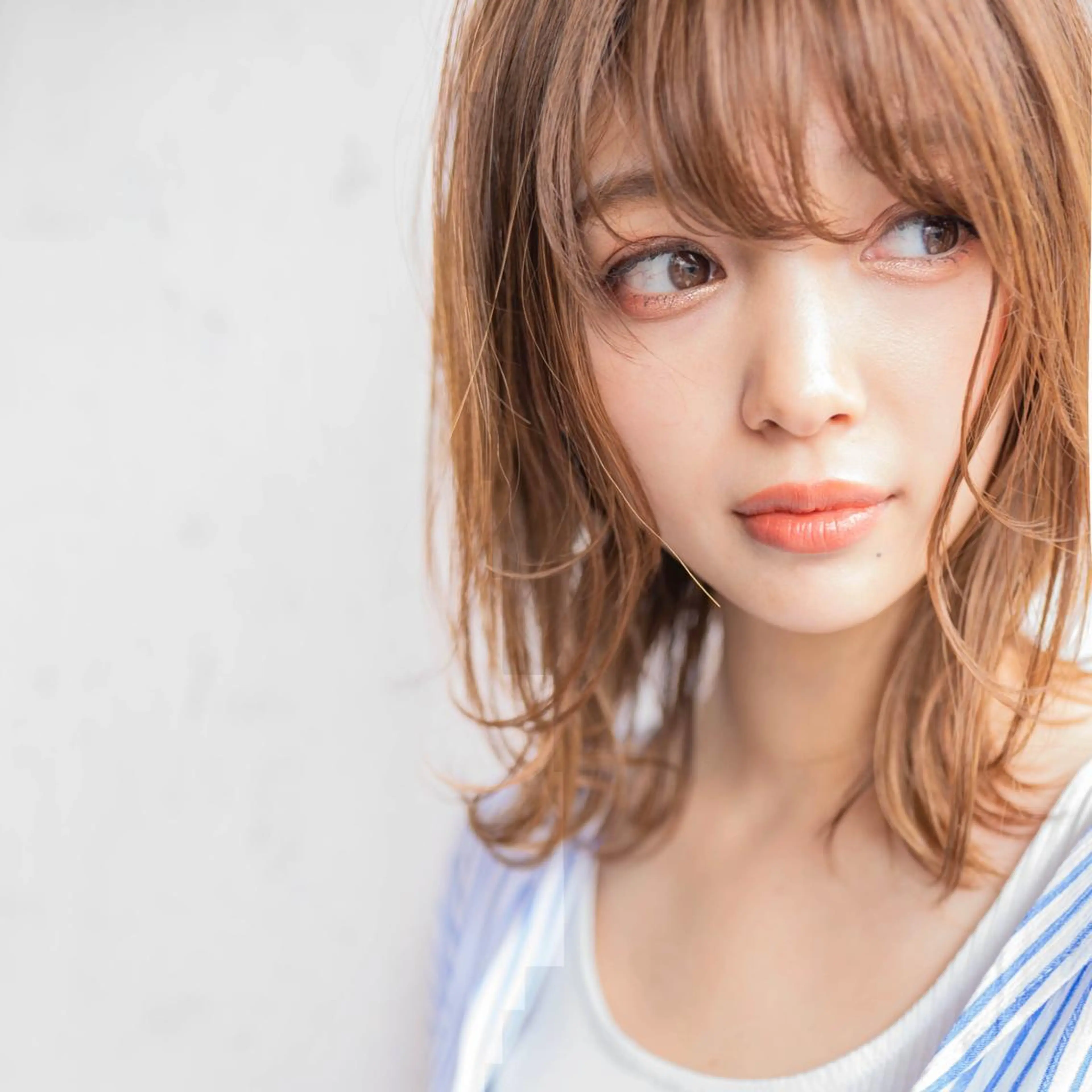 ミディアム カラー 🔥似合わせのプロ 🔥REGOのヘアスタイル