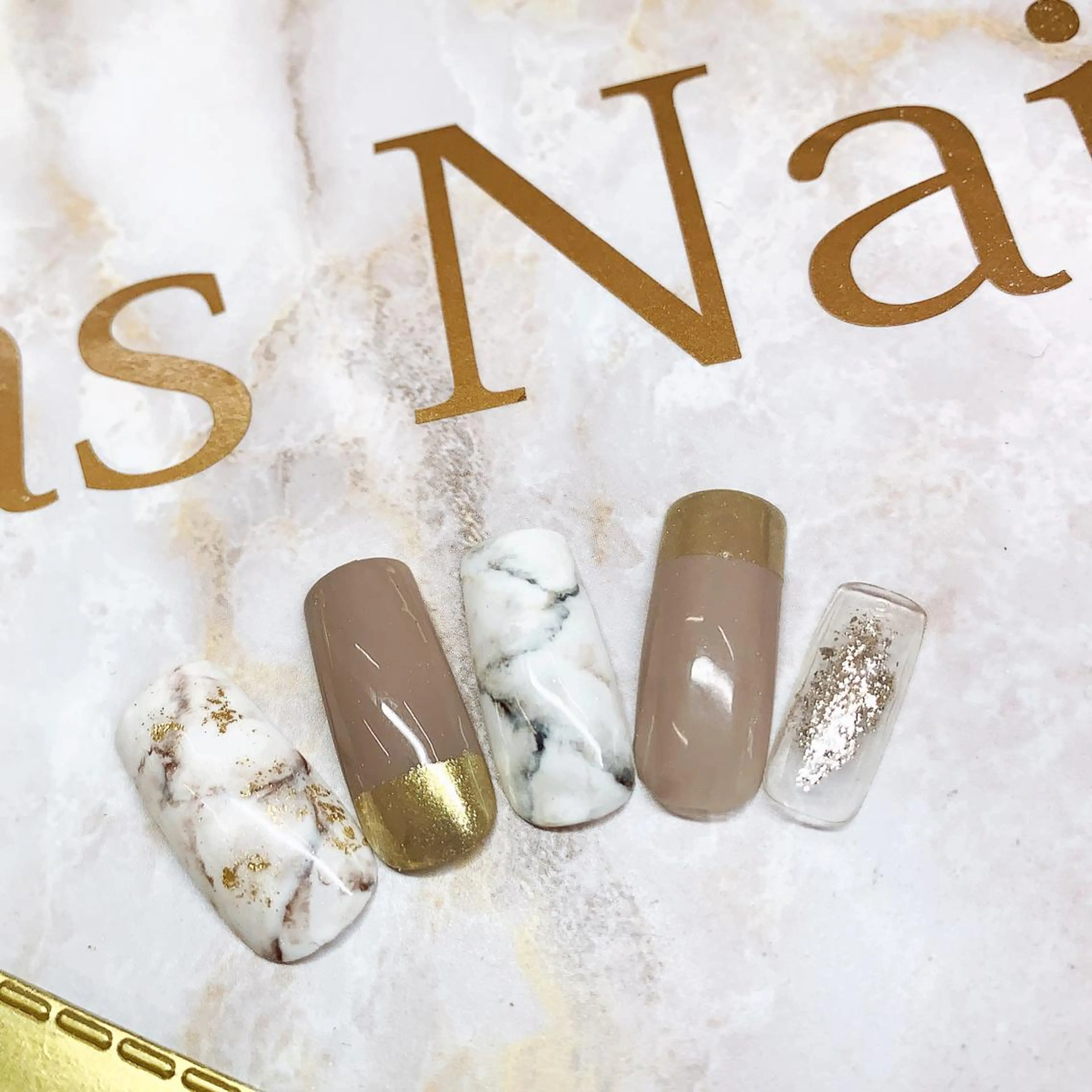 ネイル ジェルネイル ハードジェル ラメ(グリッター) ロングネイル 大理石ネイル(マーブル) Lilas Nailのネイルデザイン