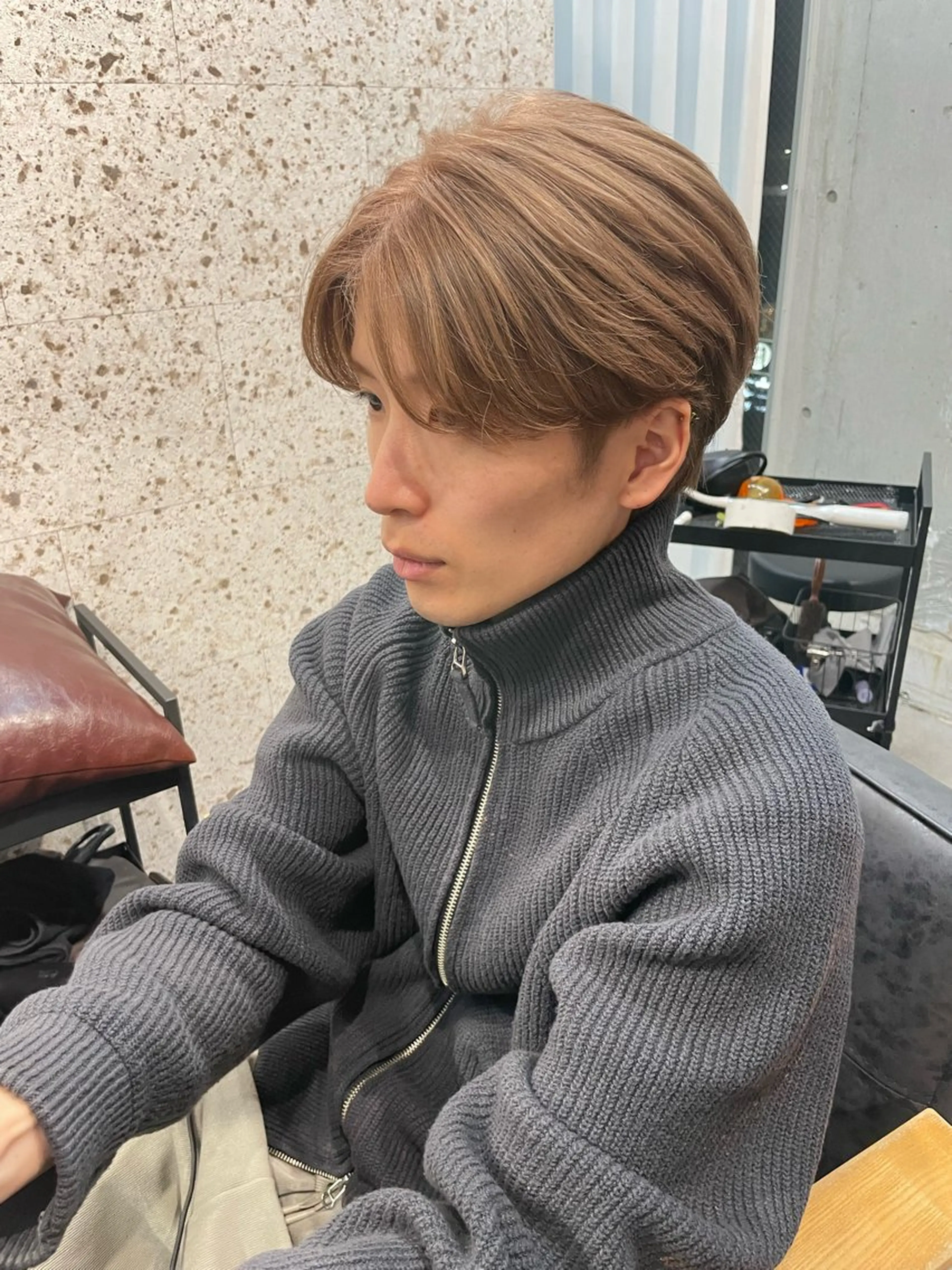 ショート 有人/バレイヤージュ /シャドールーツのヘアスタイル