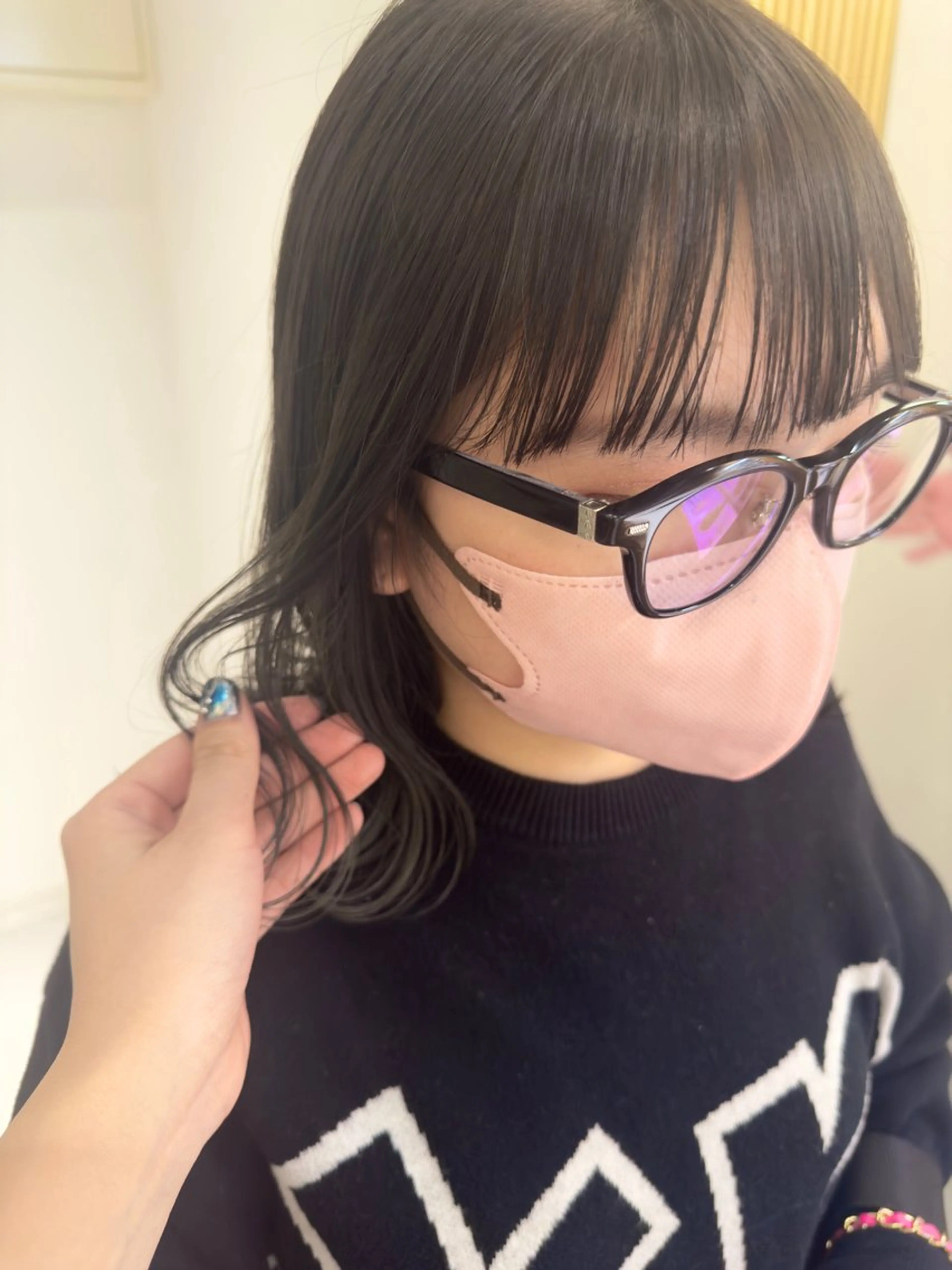 ミディアム カラー 垢抜け/レイヤー/ ハイトーン/アスナのヘアスタイル