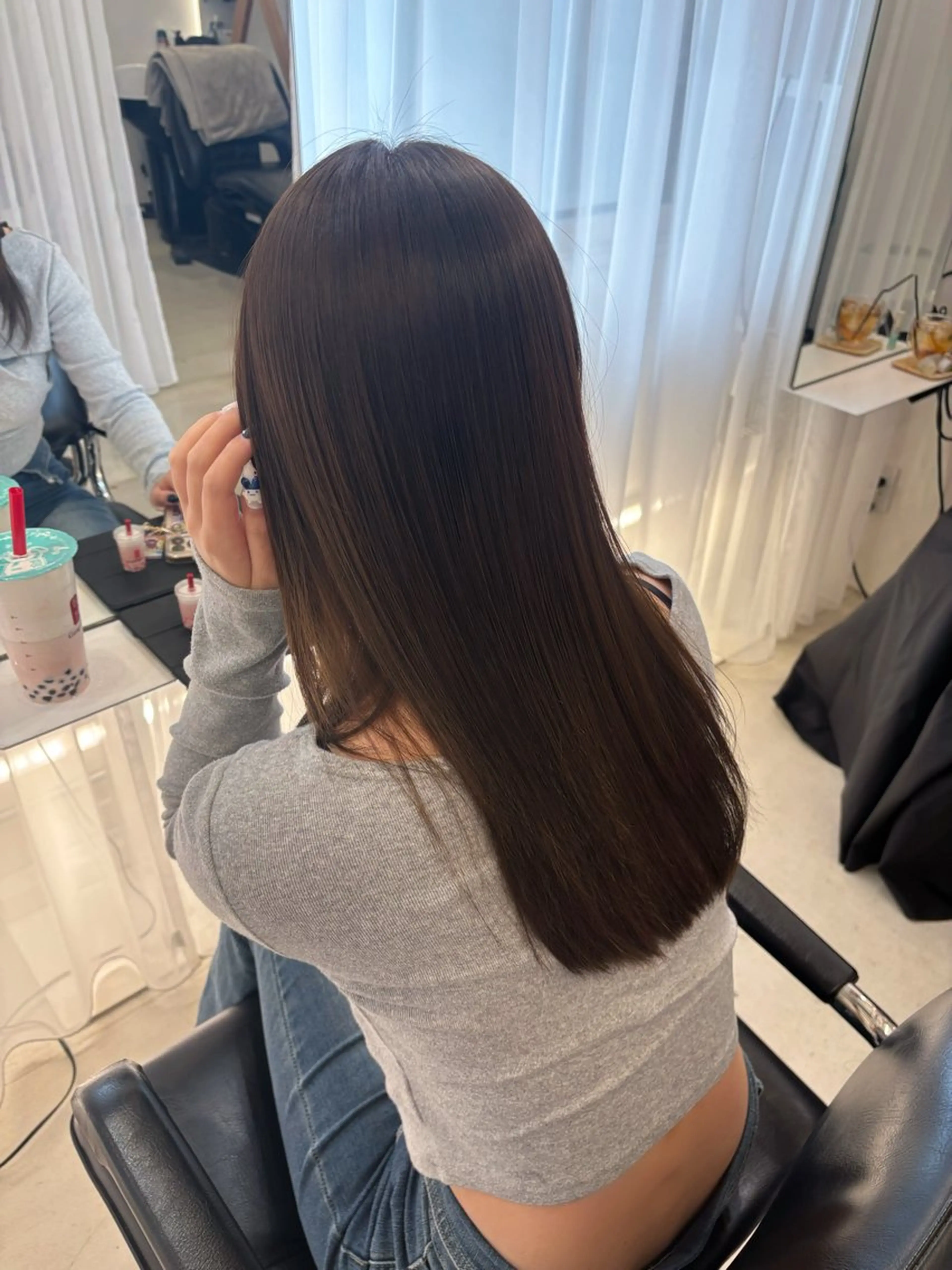 セミロング カラー ベージュカラー オリーブベージュ 佐瀬 冬祈のヘアスタイル