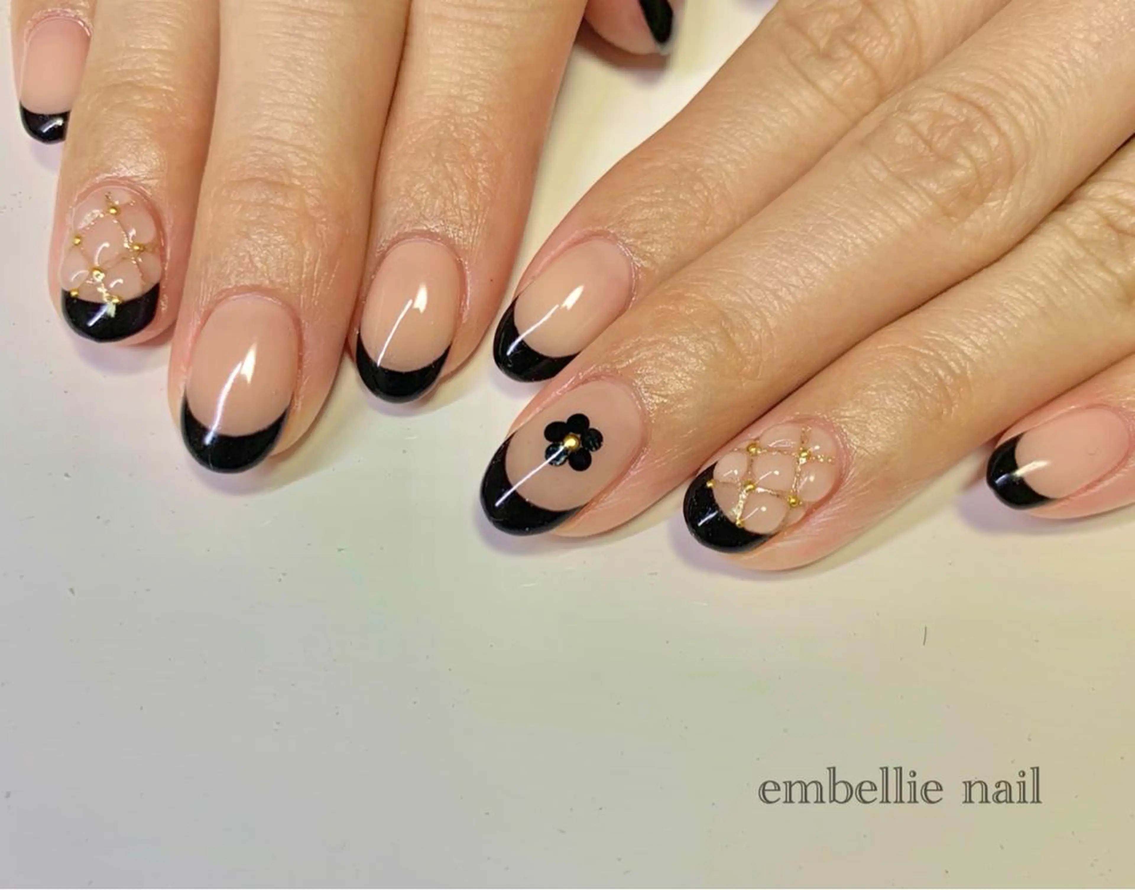 ネイル フレンチネイル ハンドネイル miyasaka erikoのネイルデザイン