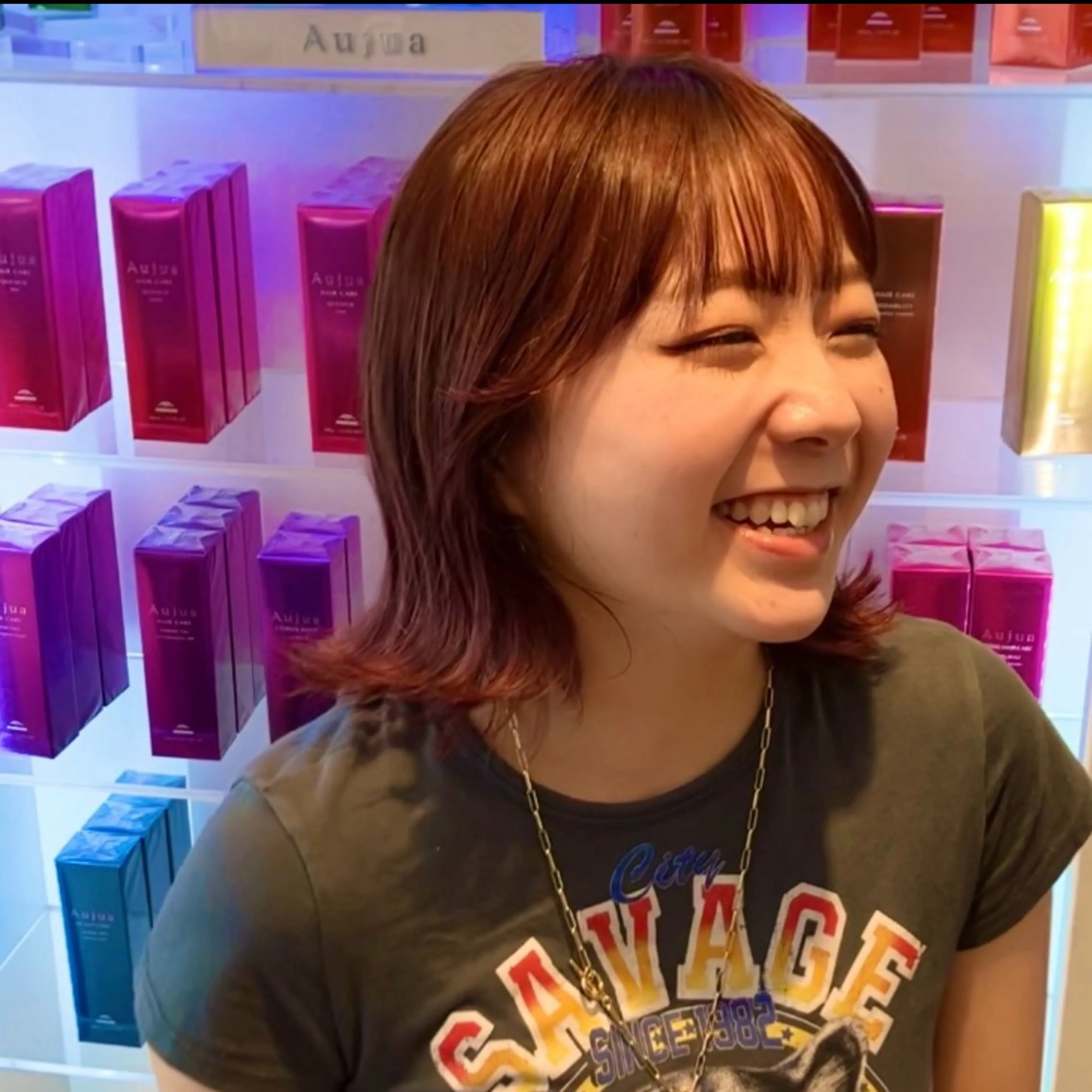 ミディアム カラー ヘアカラー トリートメント ⭐️韓国ブリーチ 顔周りカット⭐️のヘアスタイル