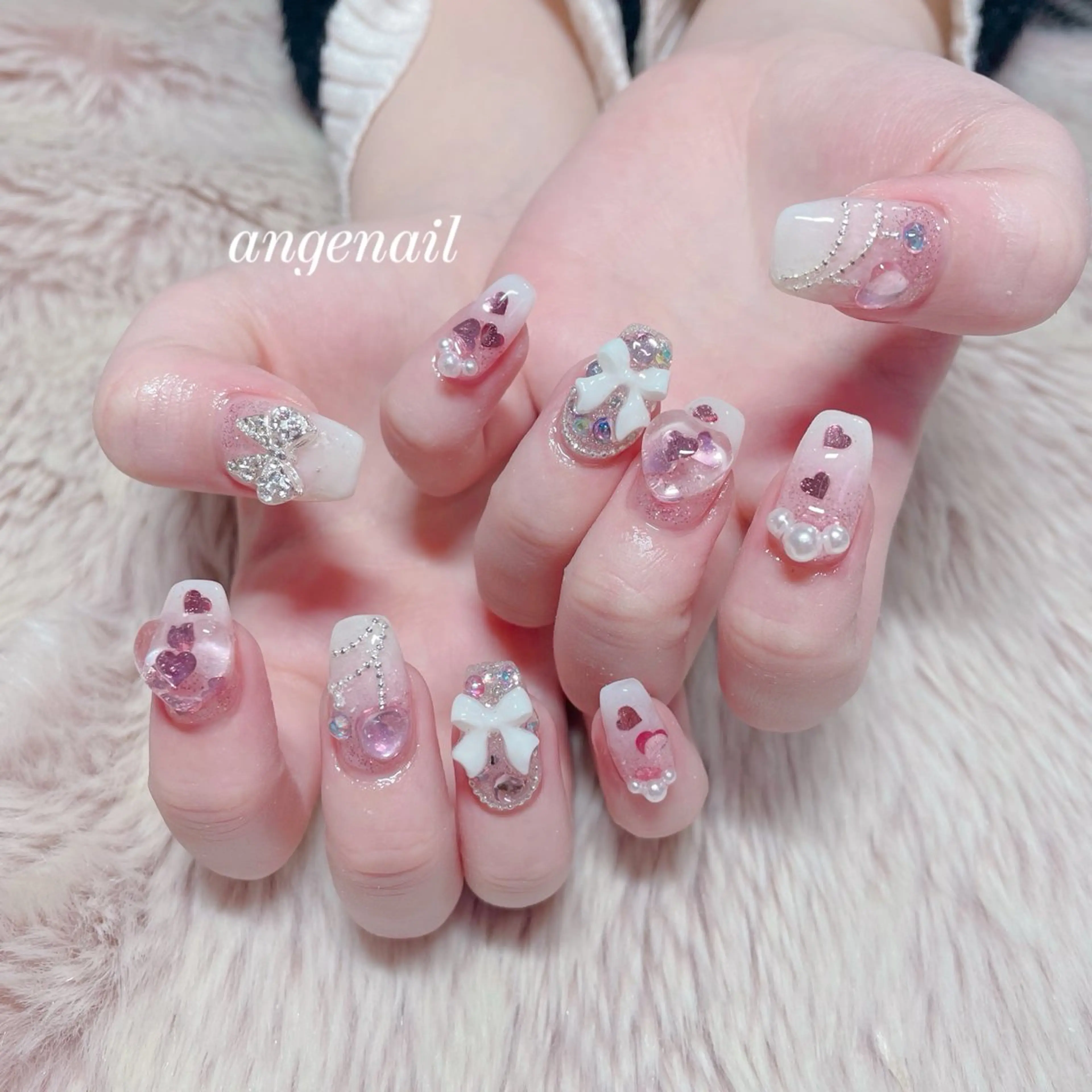 ネイル ハンドネイル オーナーネイリスト MAKIのネイルデザイン