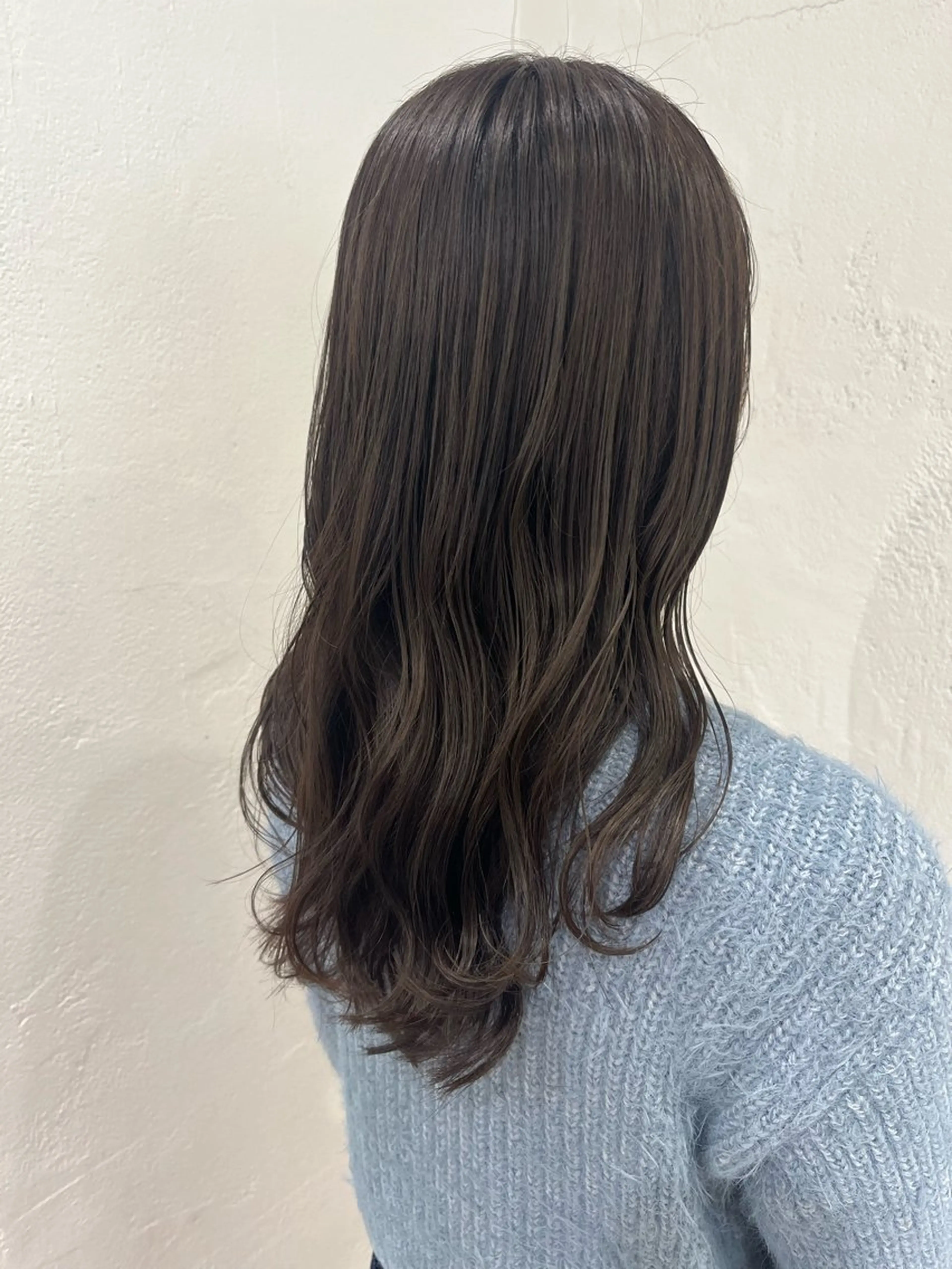 セミロング カラー ブルーカラー ブルージュ 透明感カラー トリートメント カット 透明感カラー/ 髪質改善/レイヤーのヘアスタイル