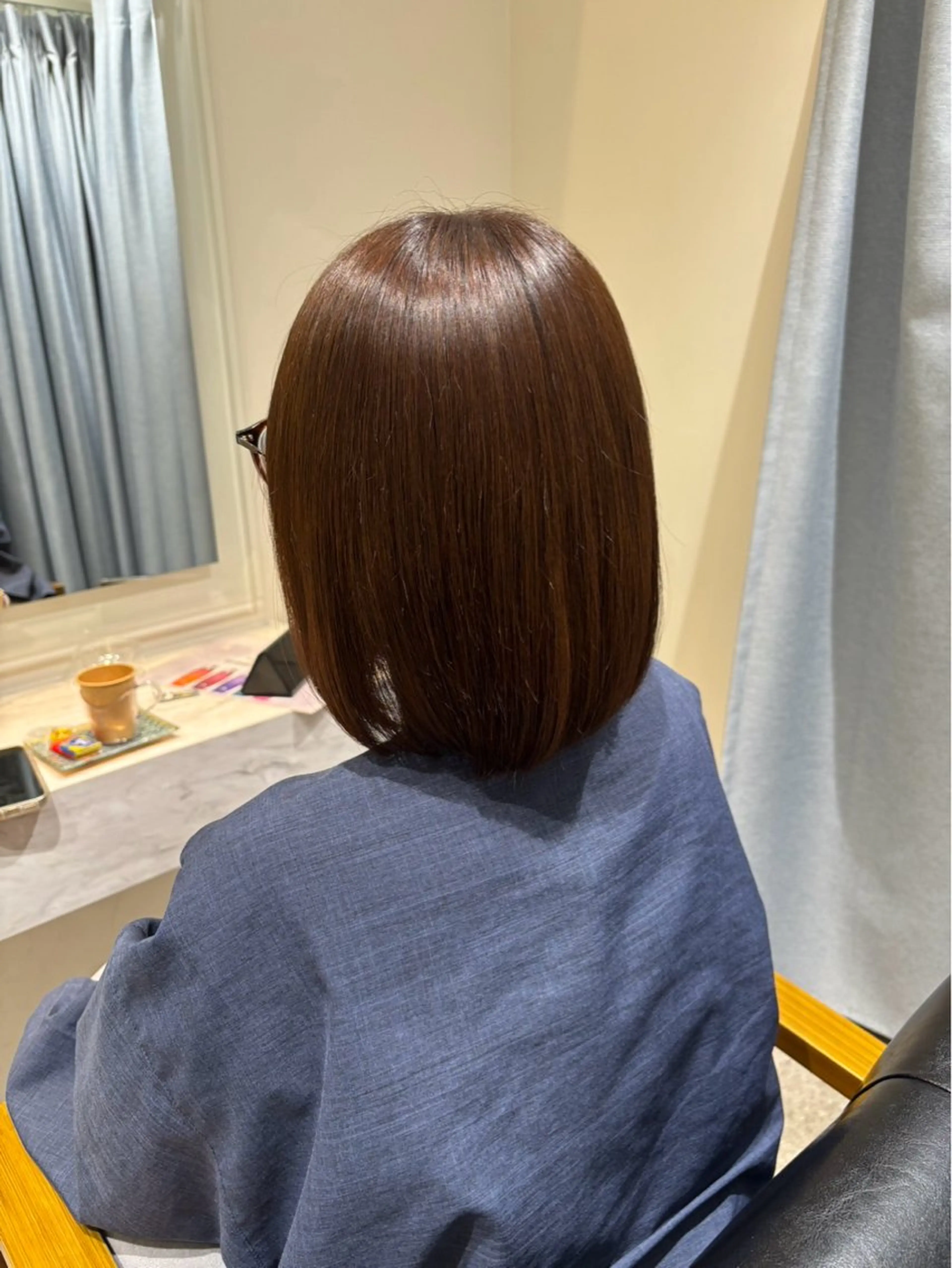 ミディアム 伊藤 花音のヘアスタイル