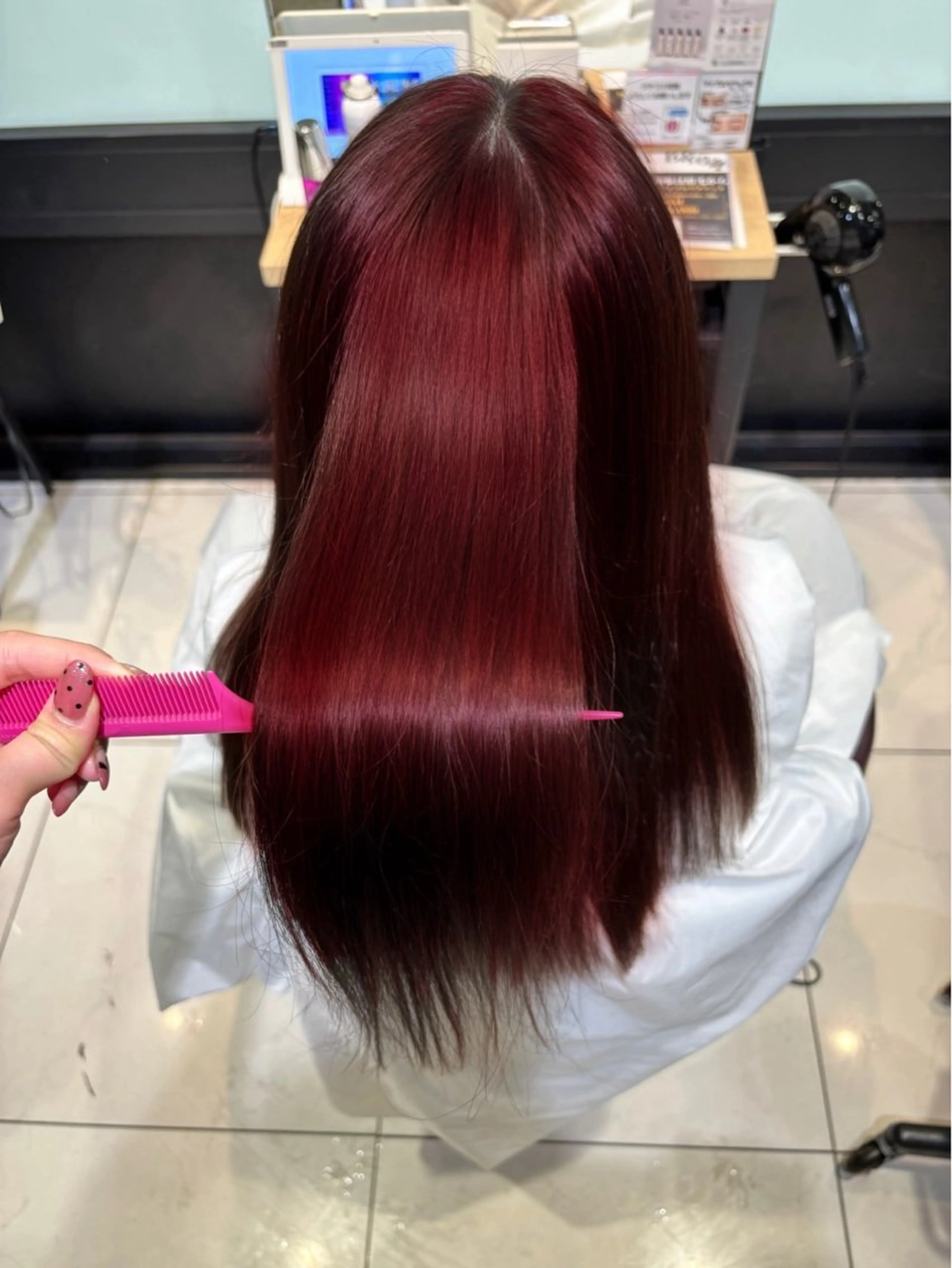 ロング カラー ヘアカラー 🍒‎🤍透明感カラ ー🤍🍒KYARAのヘアスタイル