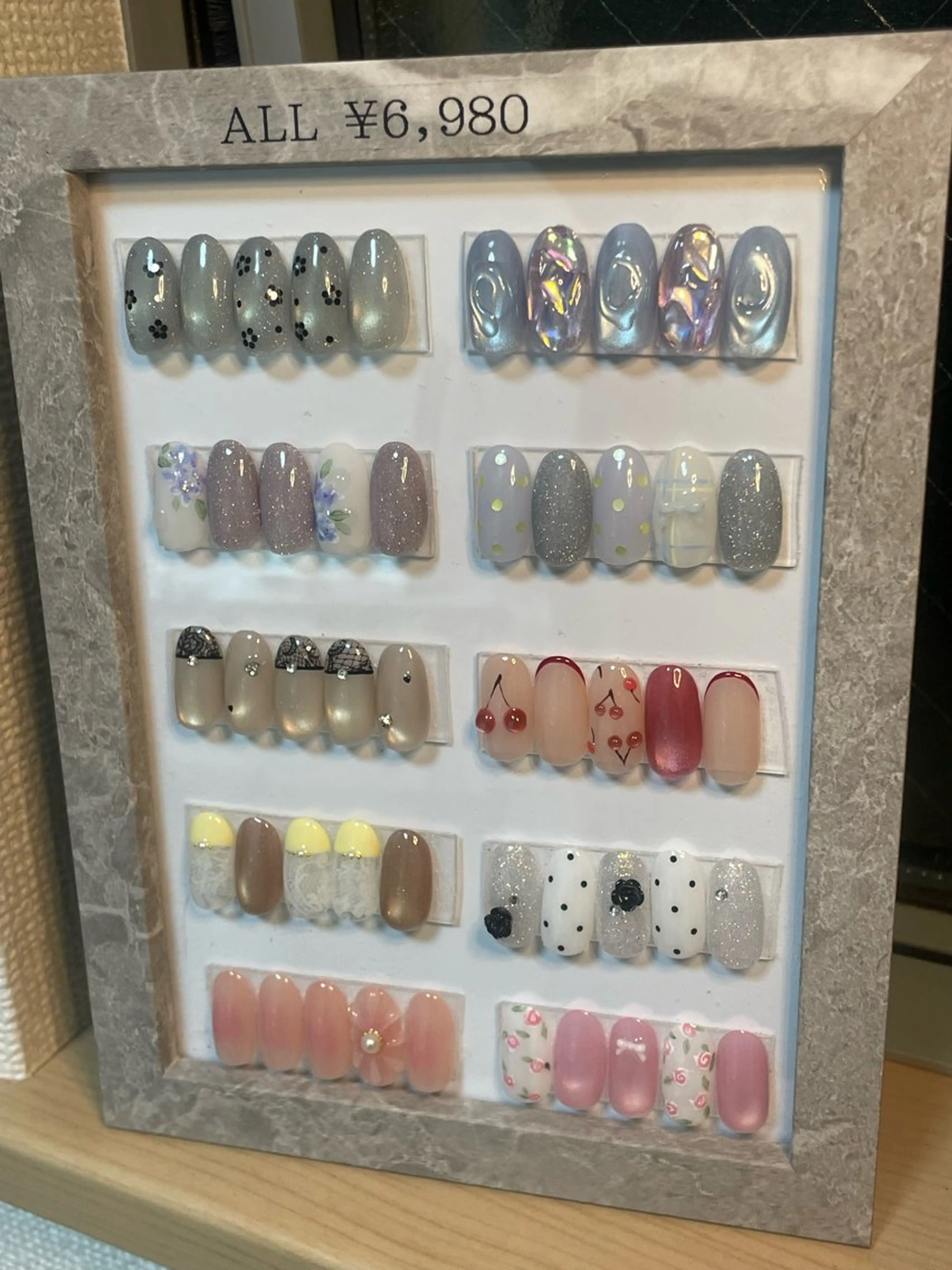 ネイル ハンドネイル LUNA NAIL ayuのネイルデザイン