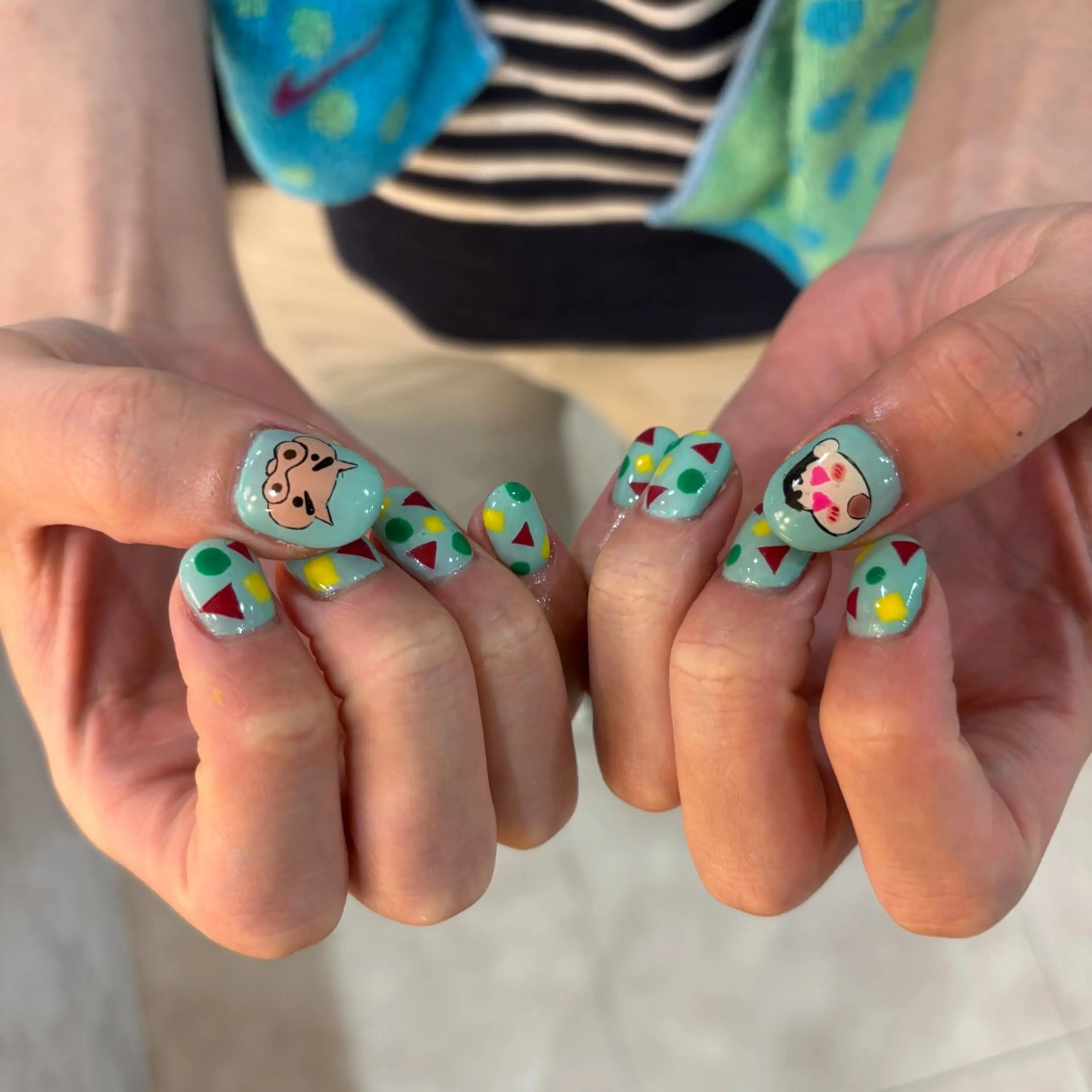 ネイル ハンドネイル フットネイル 栗田 ゆう子のネイルデザイン