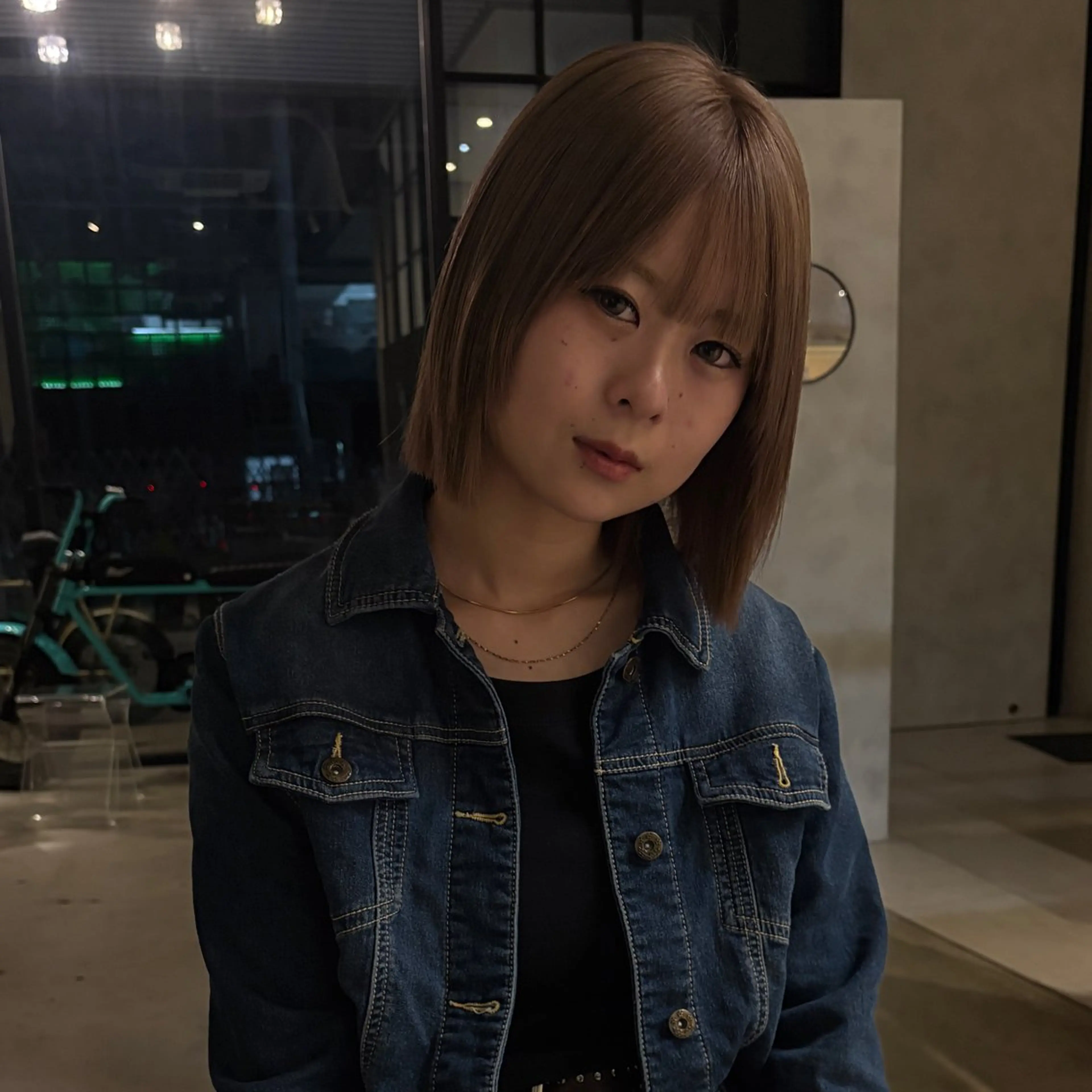 ミディアム 名古屋/落ちる黒 黒染め落としのヘアスタイル