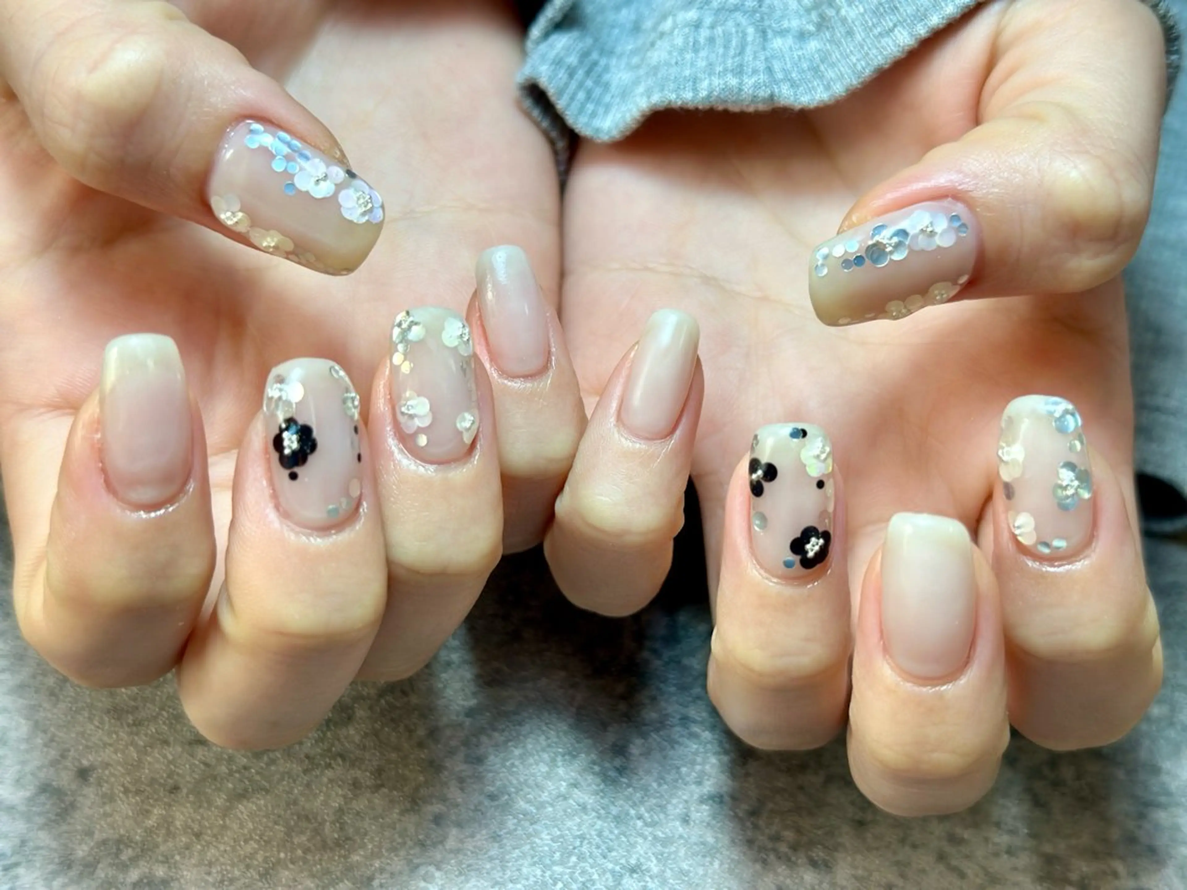 【ハンドオフなし】デザインネイル💅持ち込み/相談OK/アートにより追加料金あり（4​〜​6本アート目安）の写真