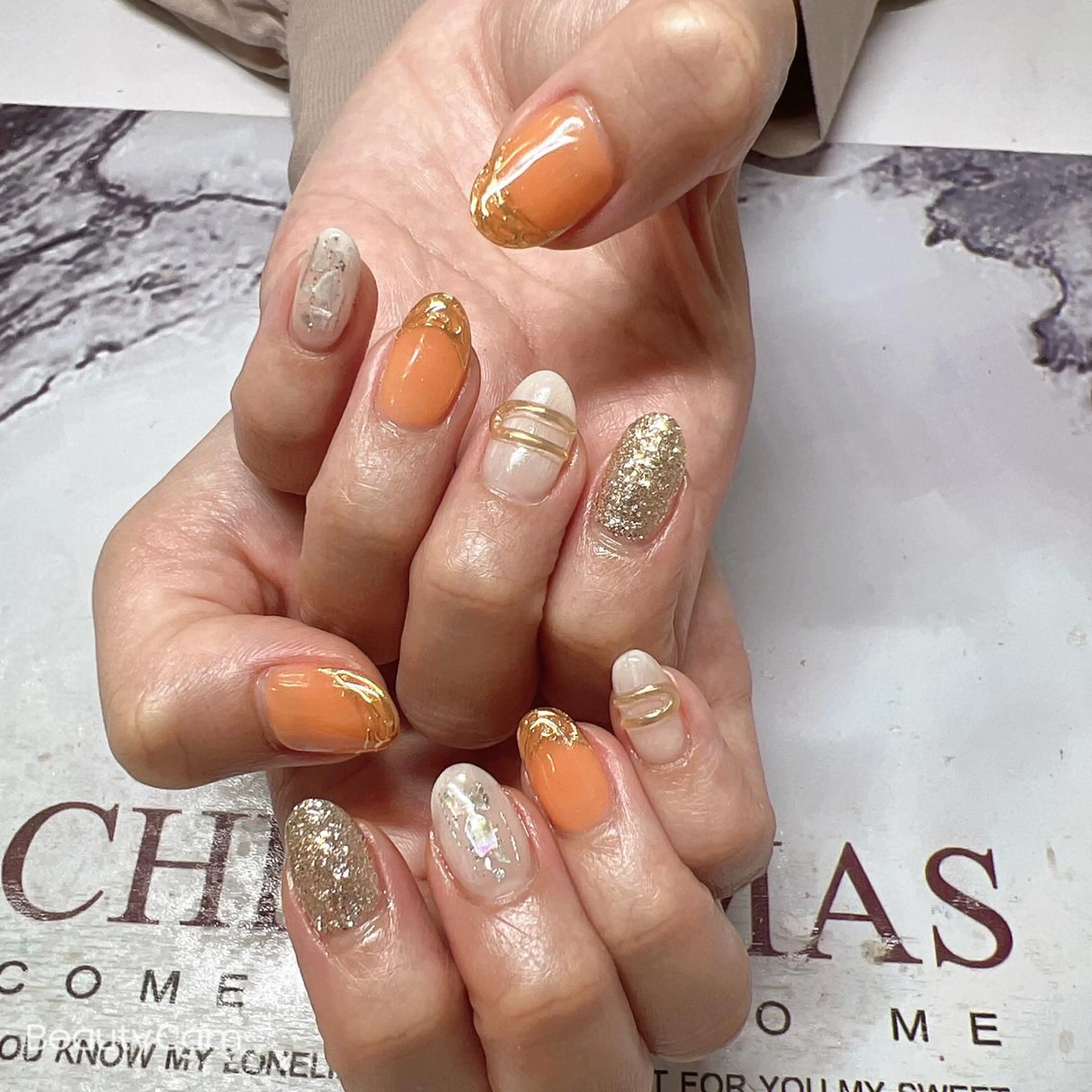 ネイル ガレンドウ 白澤 愛子のネイルデザイン