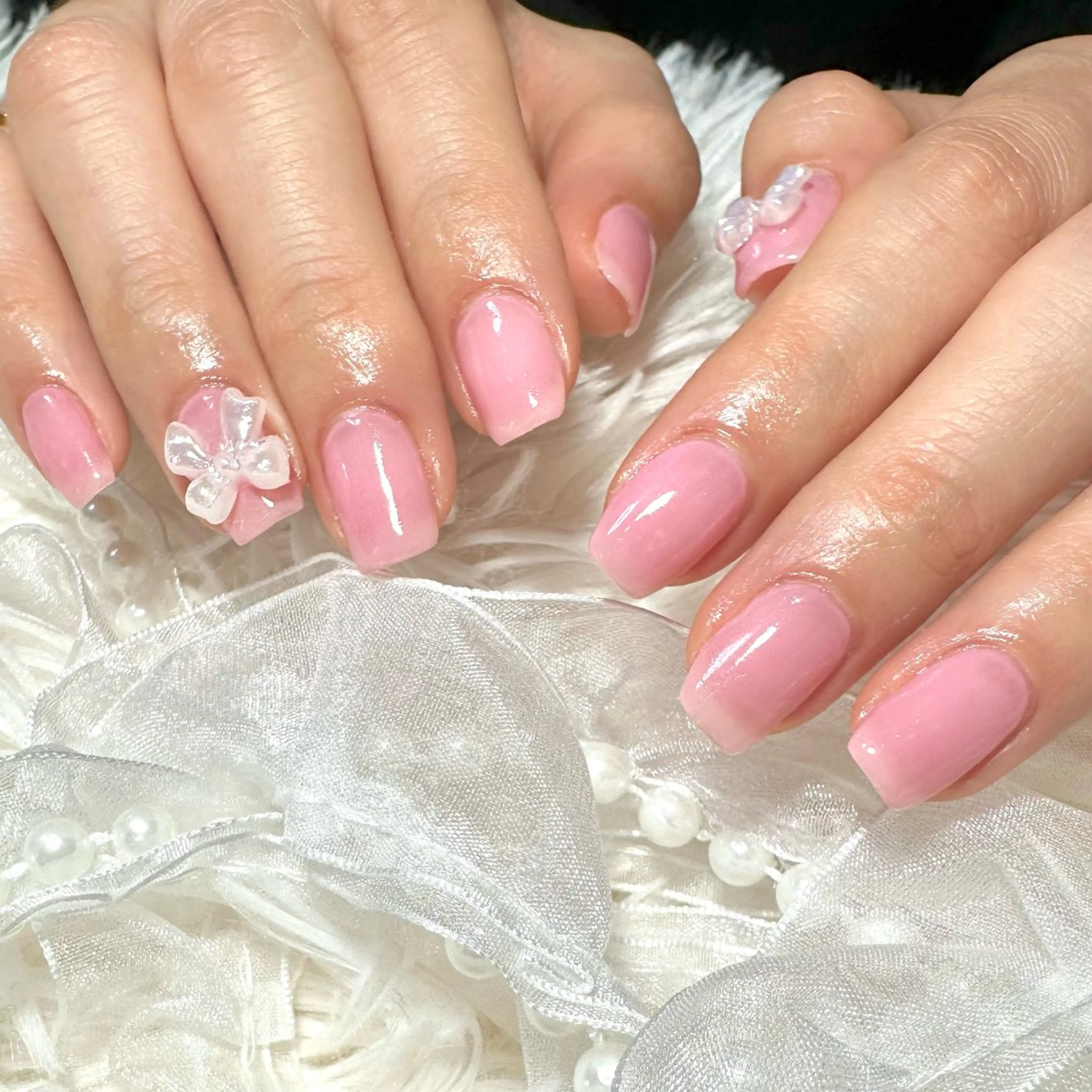 ネイル ワンカラーネイル リボン Yuki Takahamaのネイルデザイン