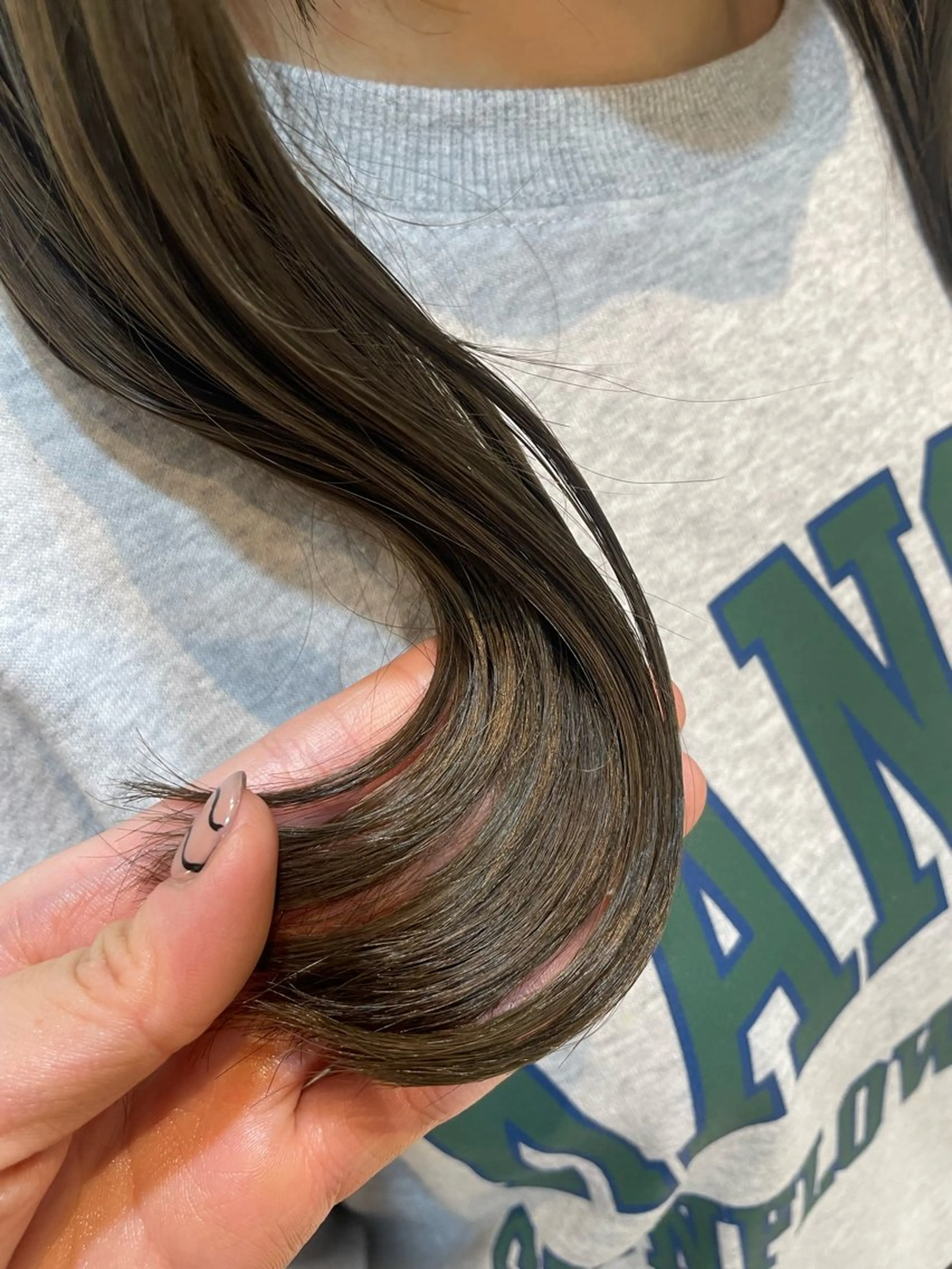 ミディアム カラー porto みなみのヘアスタイル