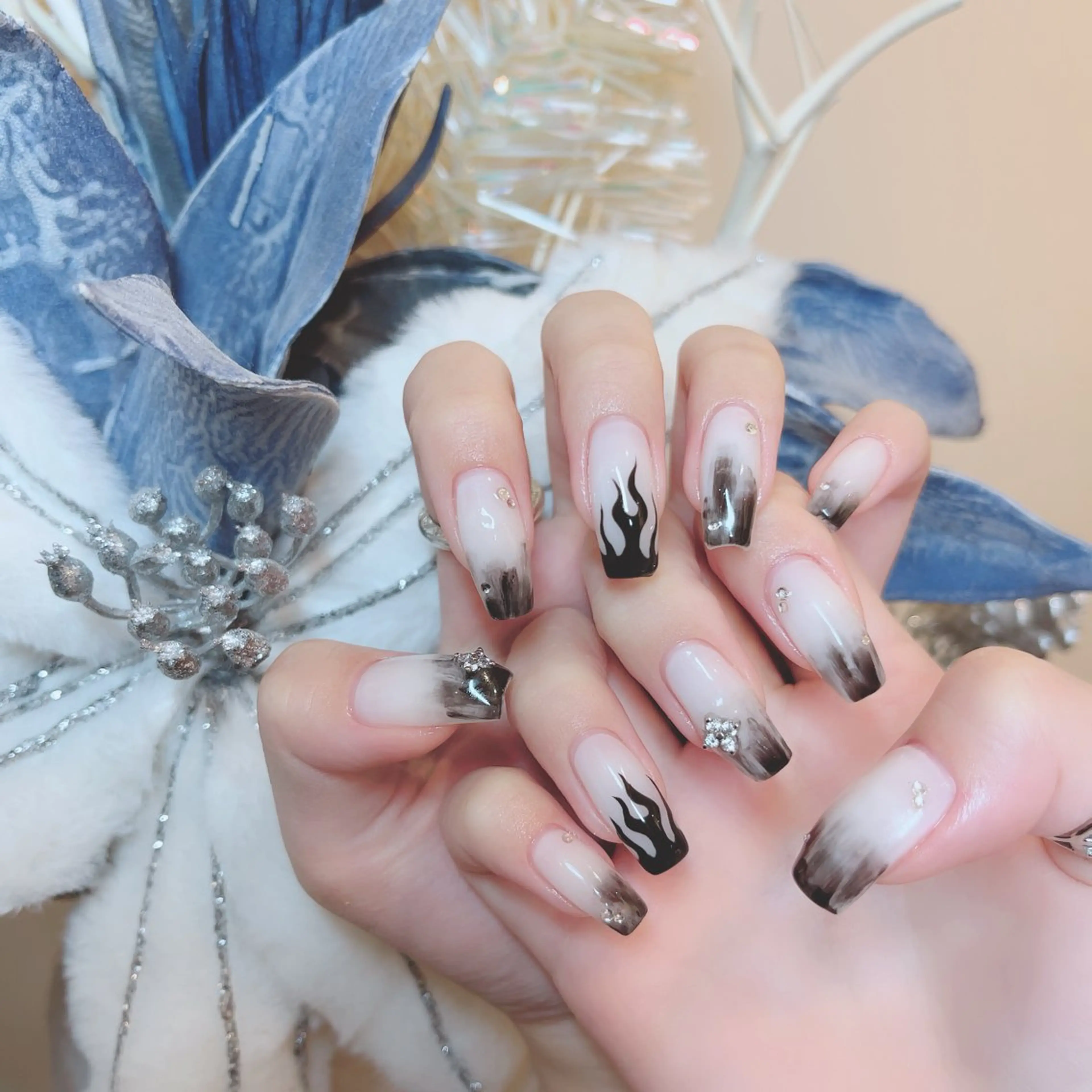 ネイル ハンドネイル Miki 本町駅｜💅‎🤍のネイルデザイン