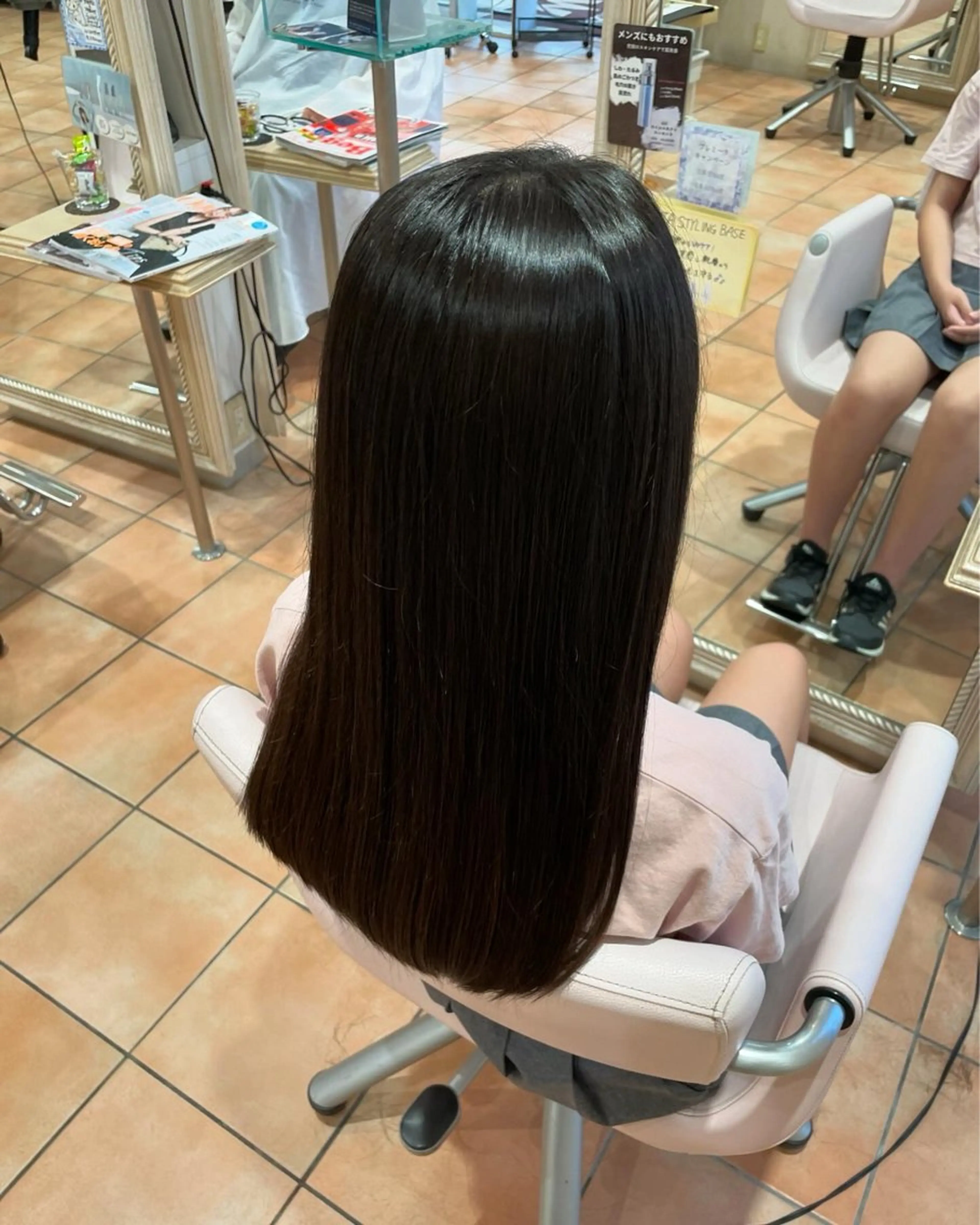 ロング めぞんどぼーて REINAのヘアスタイル