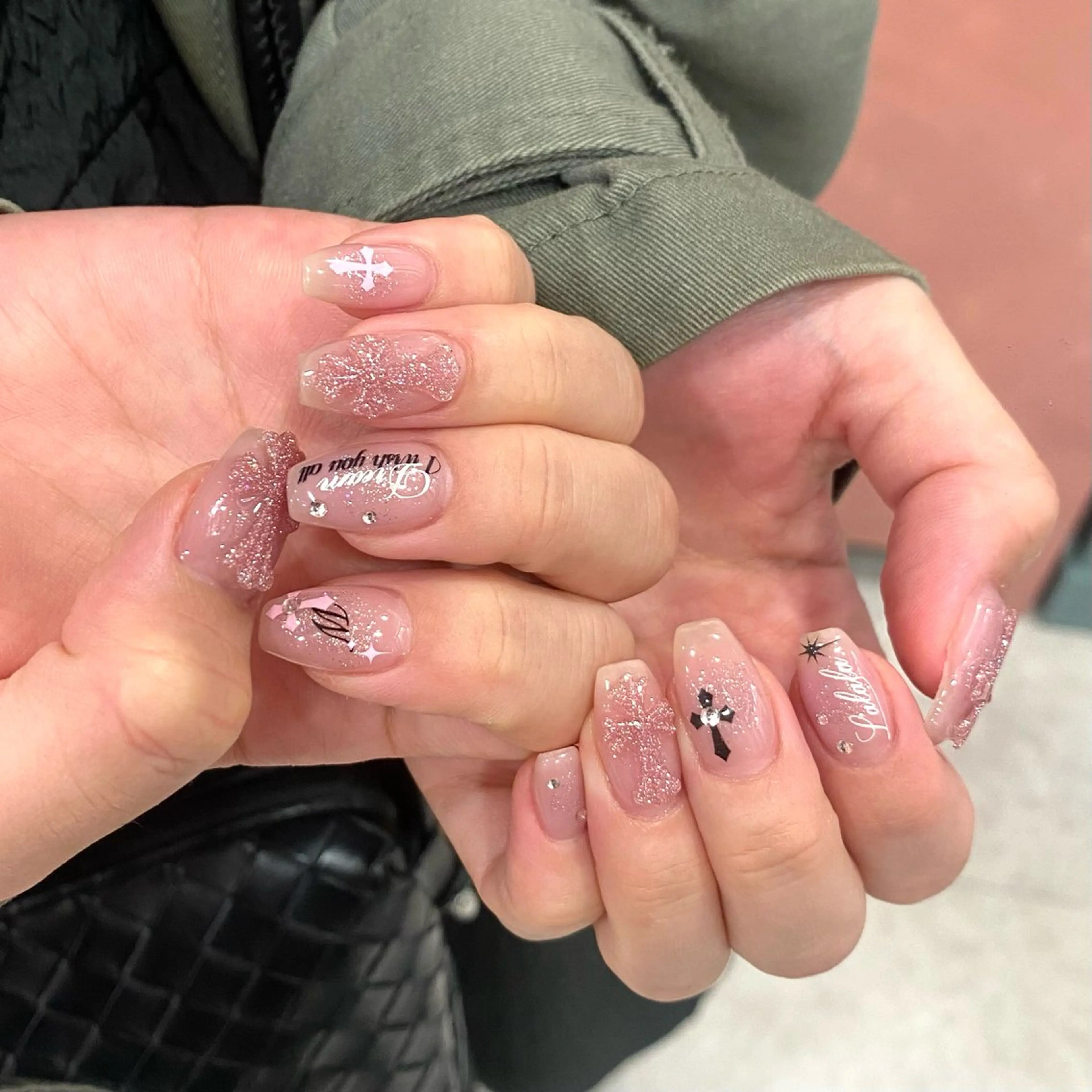 ネイル ハンドネイル 🎀FLORANZ 🎀MIKAのネイルデザイン