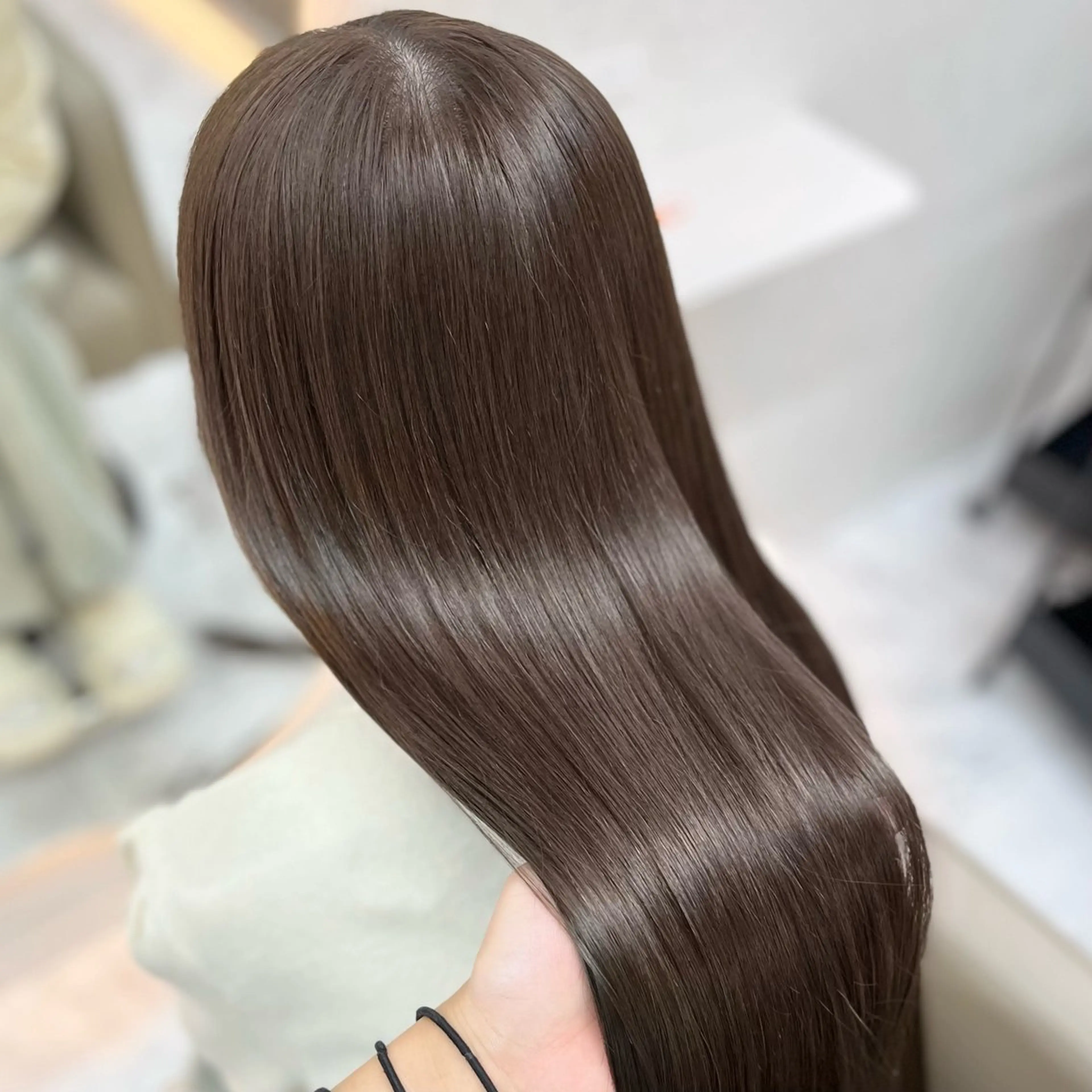 セミロング カラー アッシュ アッシュブラウン ブリーチ ブラウンカラー 透明感カラー ヘアカラー 🦋Yui🦋透明感 /ベージュ/髪質改善のヘアスタイル