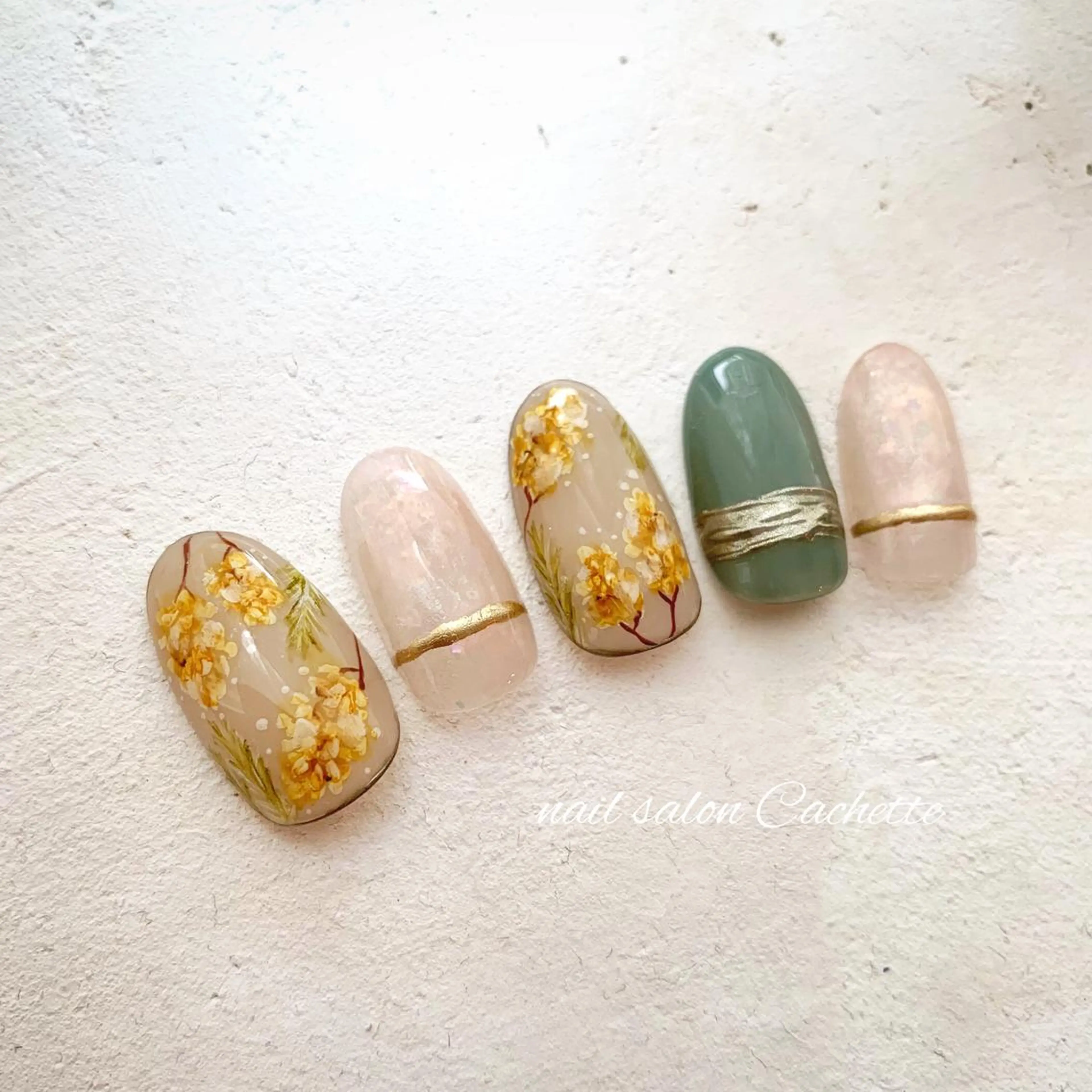 ネイル ✧Cachette✧ YUKARIのネイルデザイン