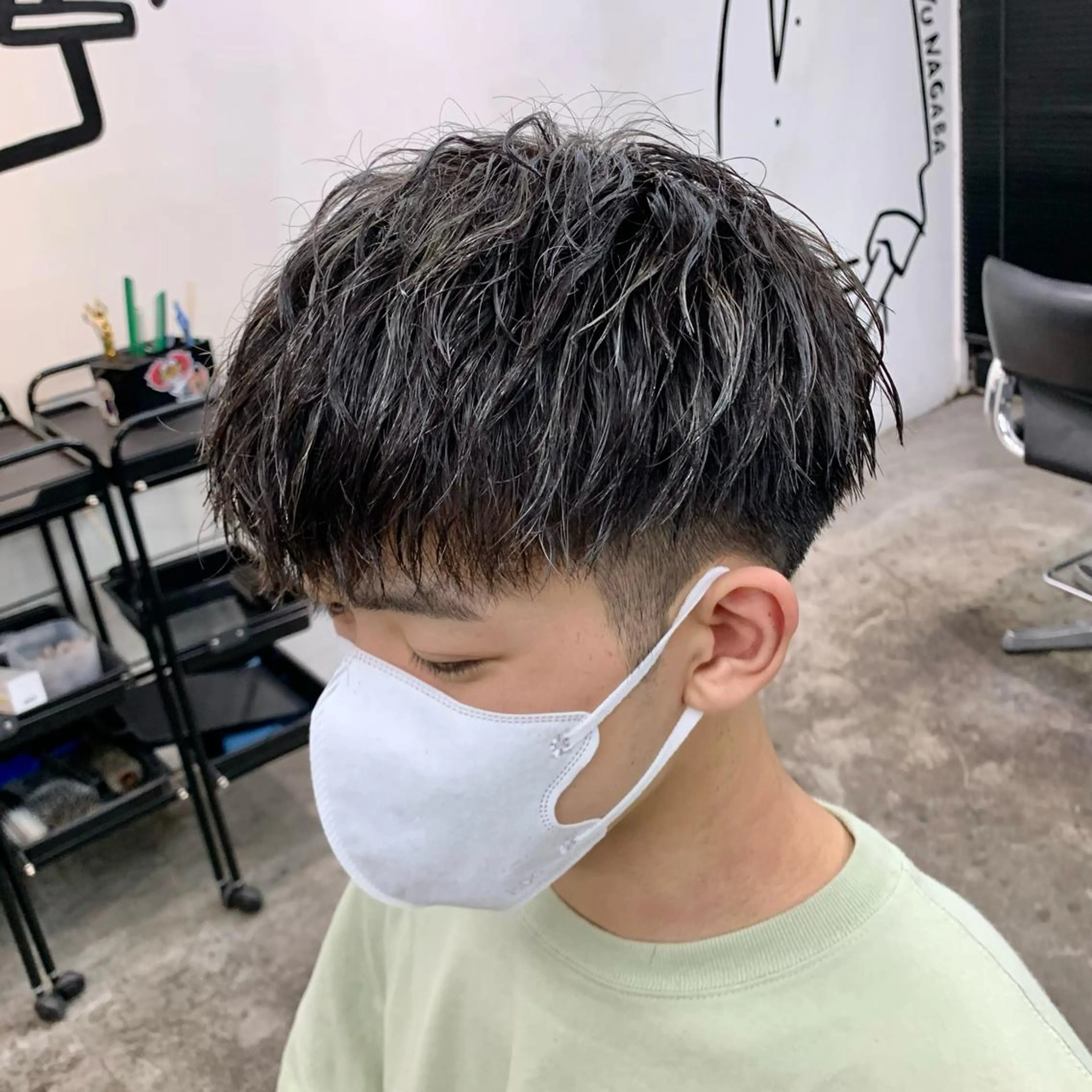 ショート カラー メンズ マッシュ ショートヘア カット ヘアカラー メンズ特化美容師/ 藤戸 椋のヘアスタイル