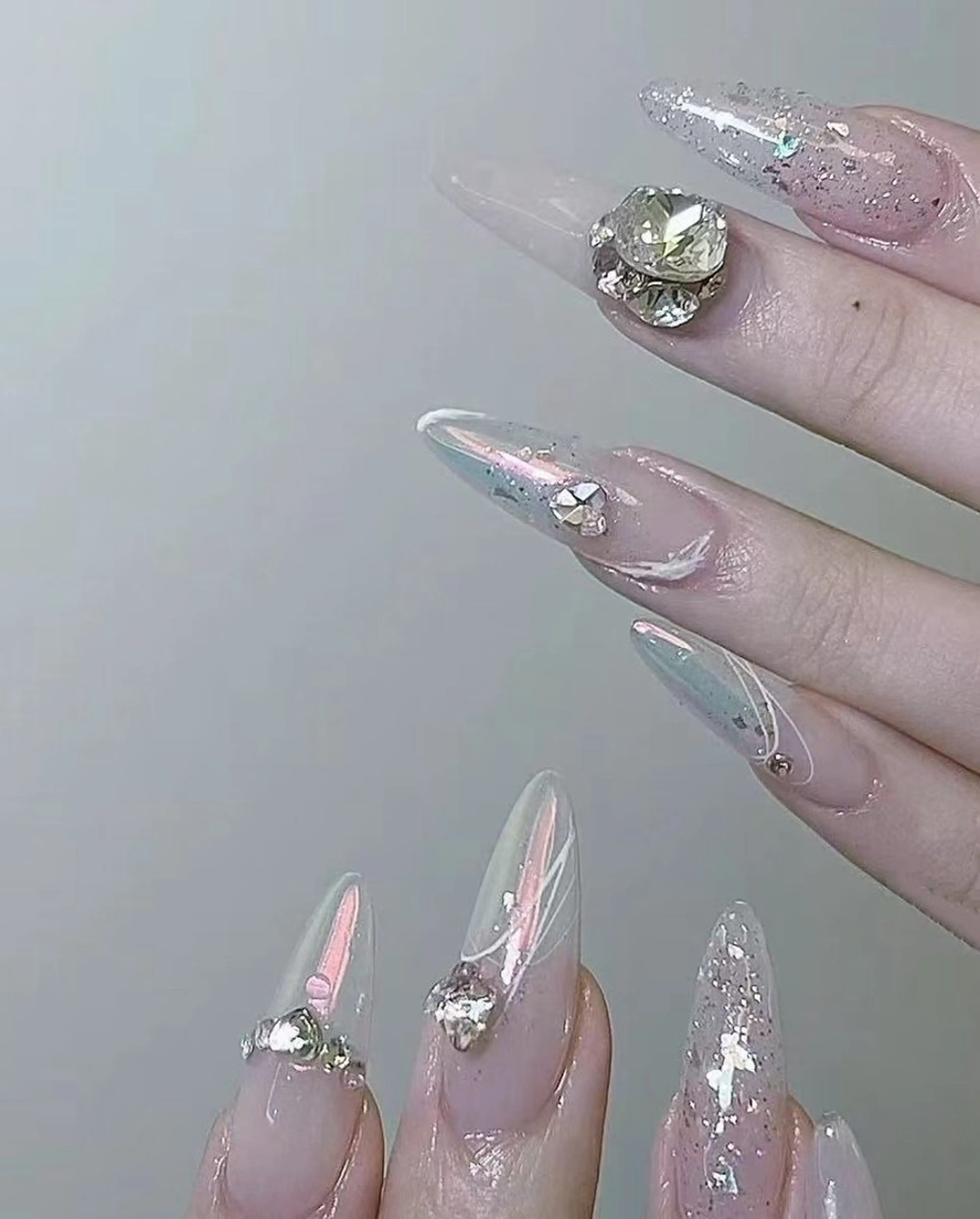 ネイル オーロラネイル フラワーネイル フットネイル フレンチネイル ジェルネイル ハンドネイル BabyYouMi nailのネイルデザイン