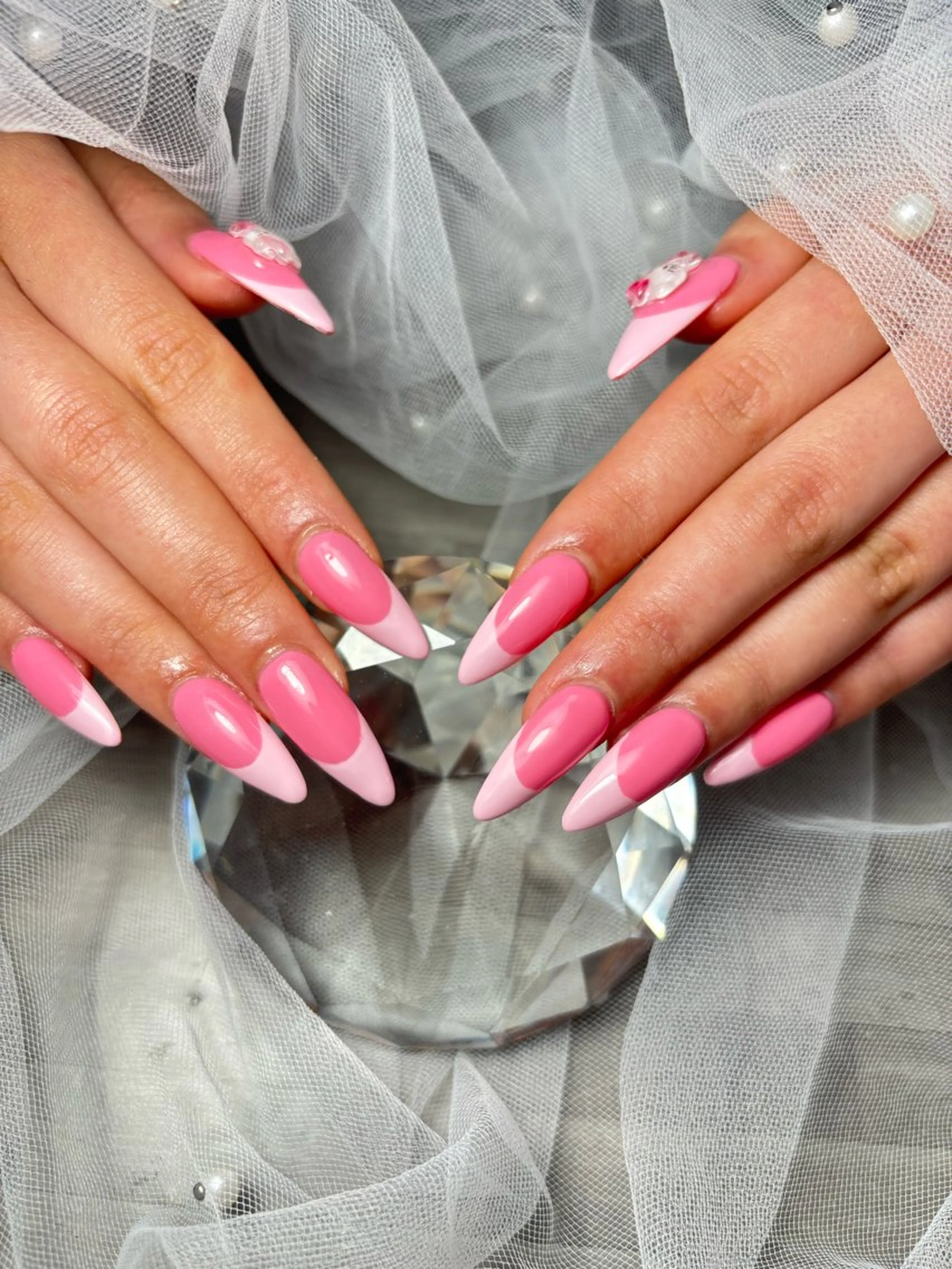 ネイル ハイビスカス ネイルサロンのネイルデザイン