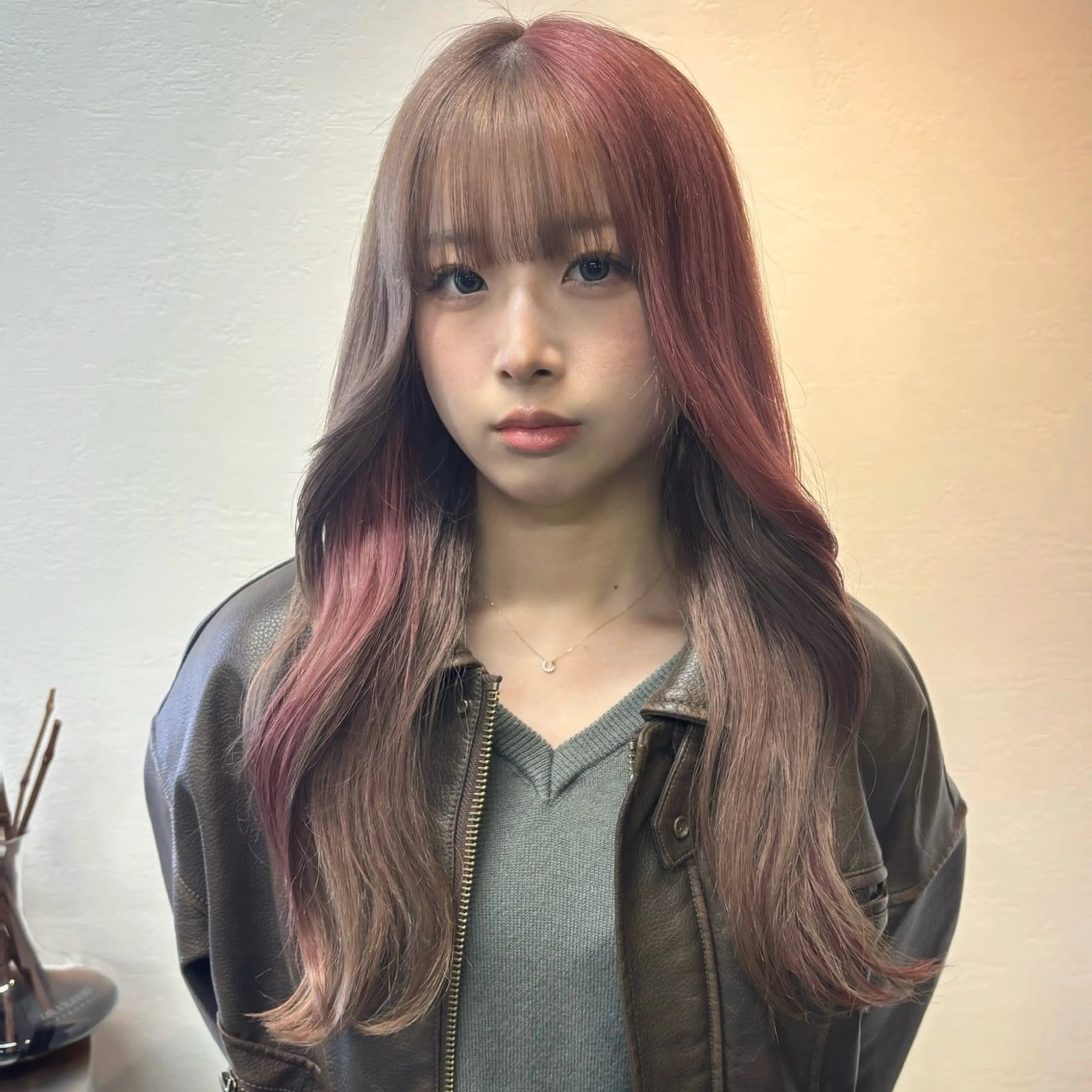 ロング カラー メイ ☪️のヘアスタイル