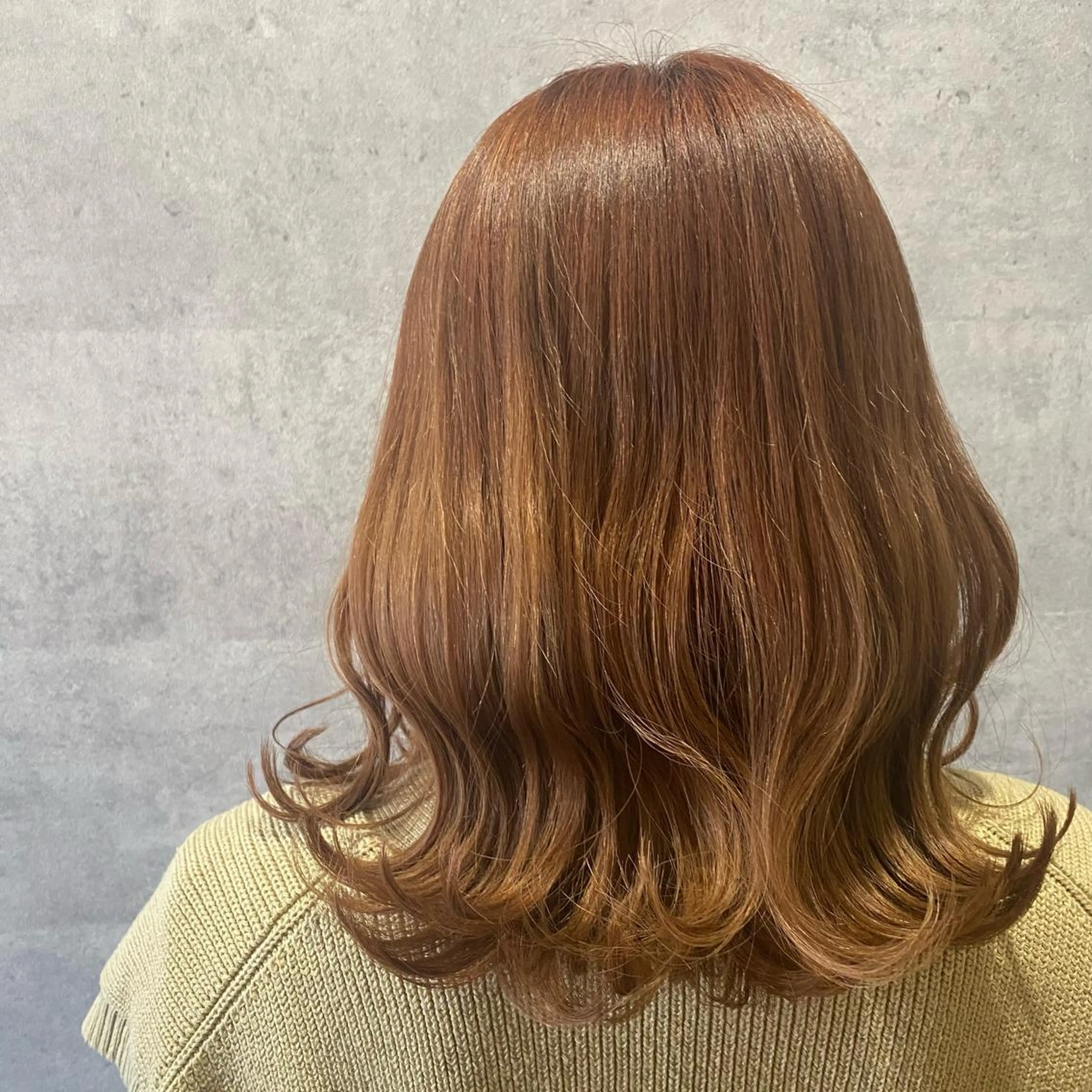セミロング 山口 明日花のヘアスタイル