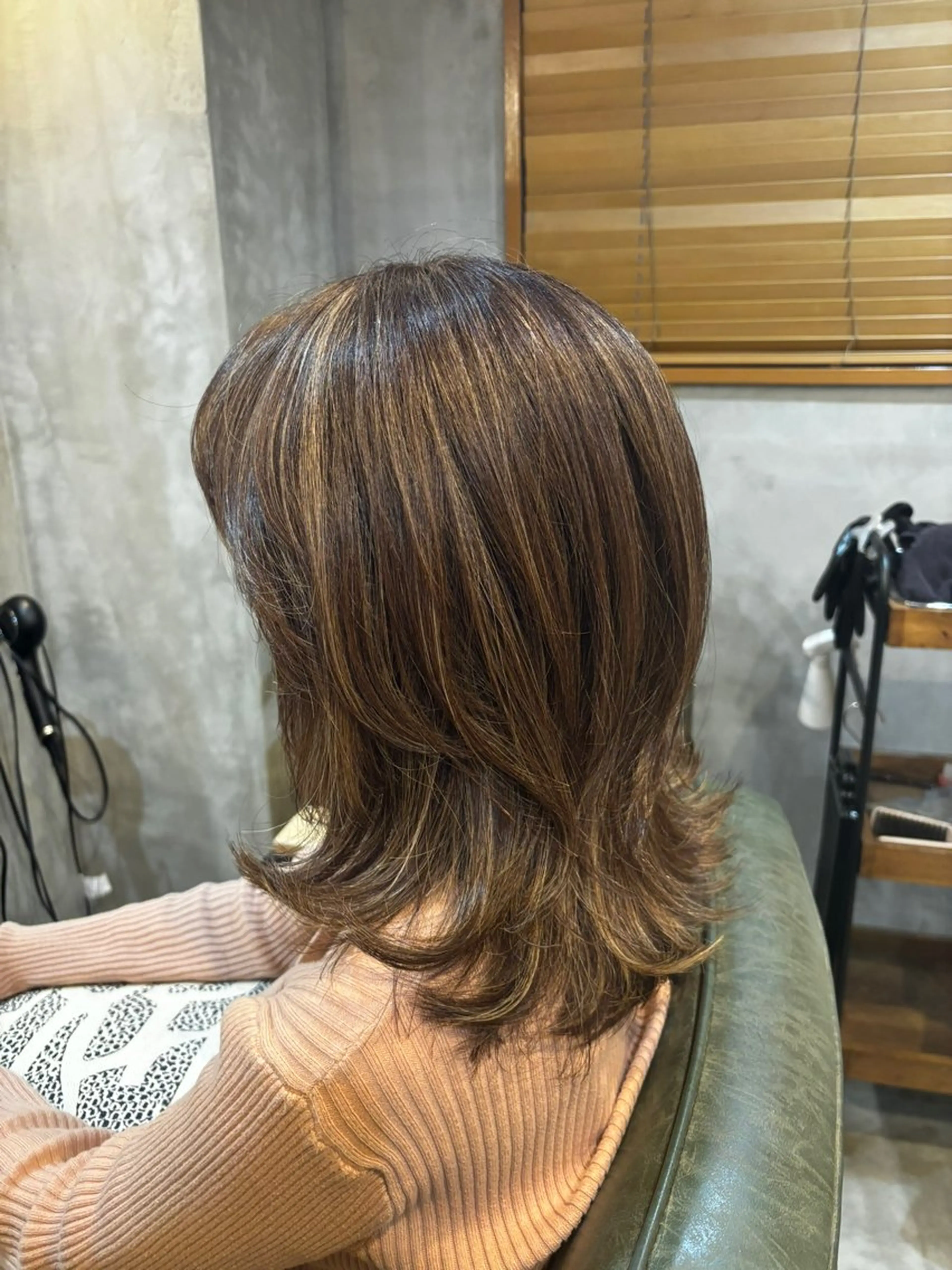 ミディアム • ユリナのヘアスタイル