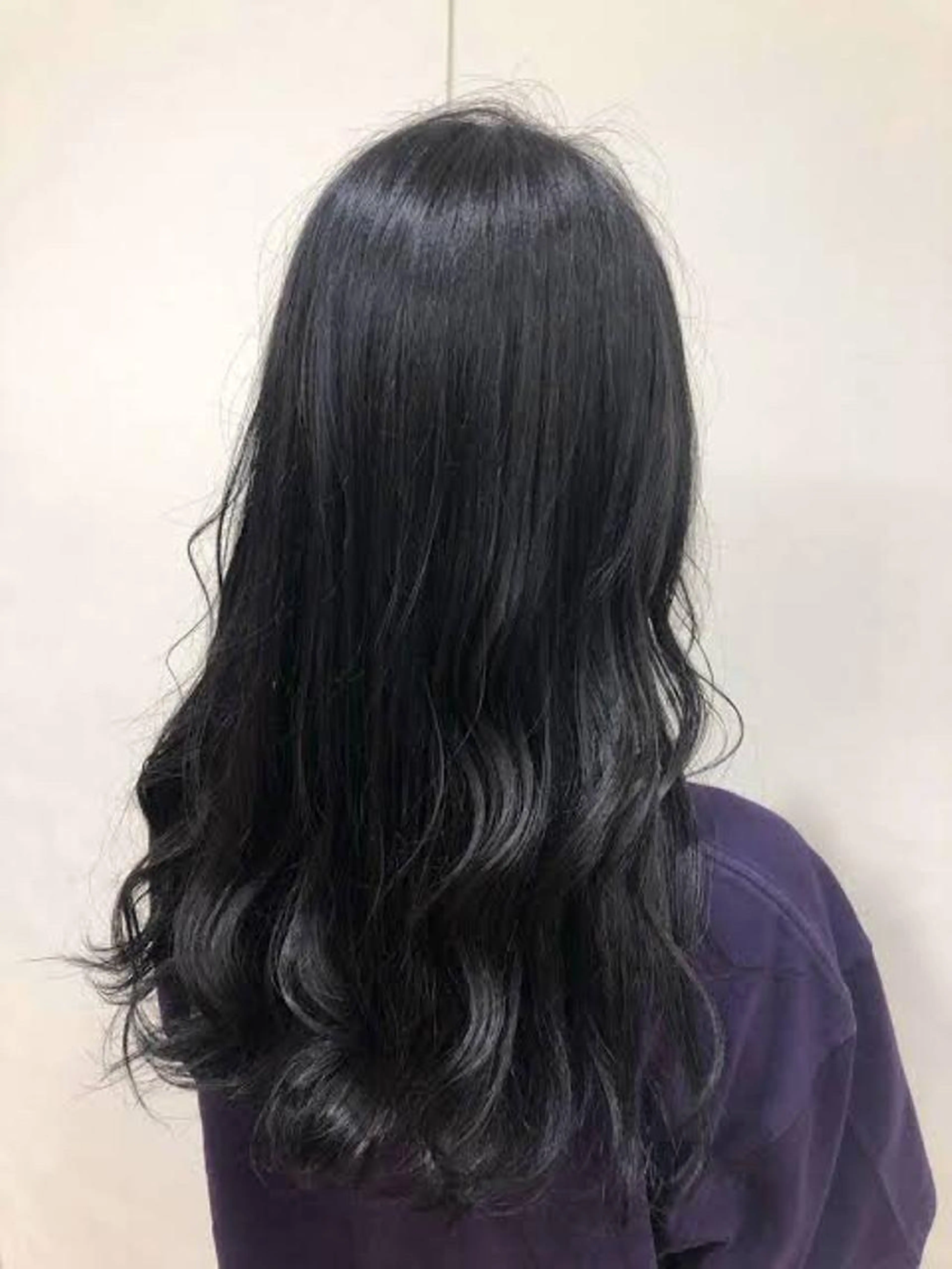 【イチオシ👍】アディクシーブルーブラック+カット+ステップトリートメント【色落ちも素敵👏】の写真