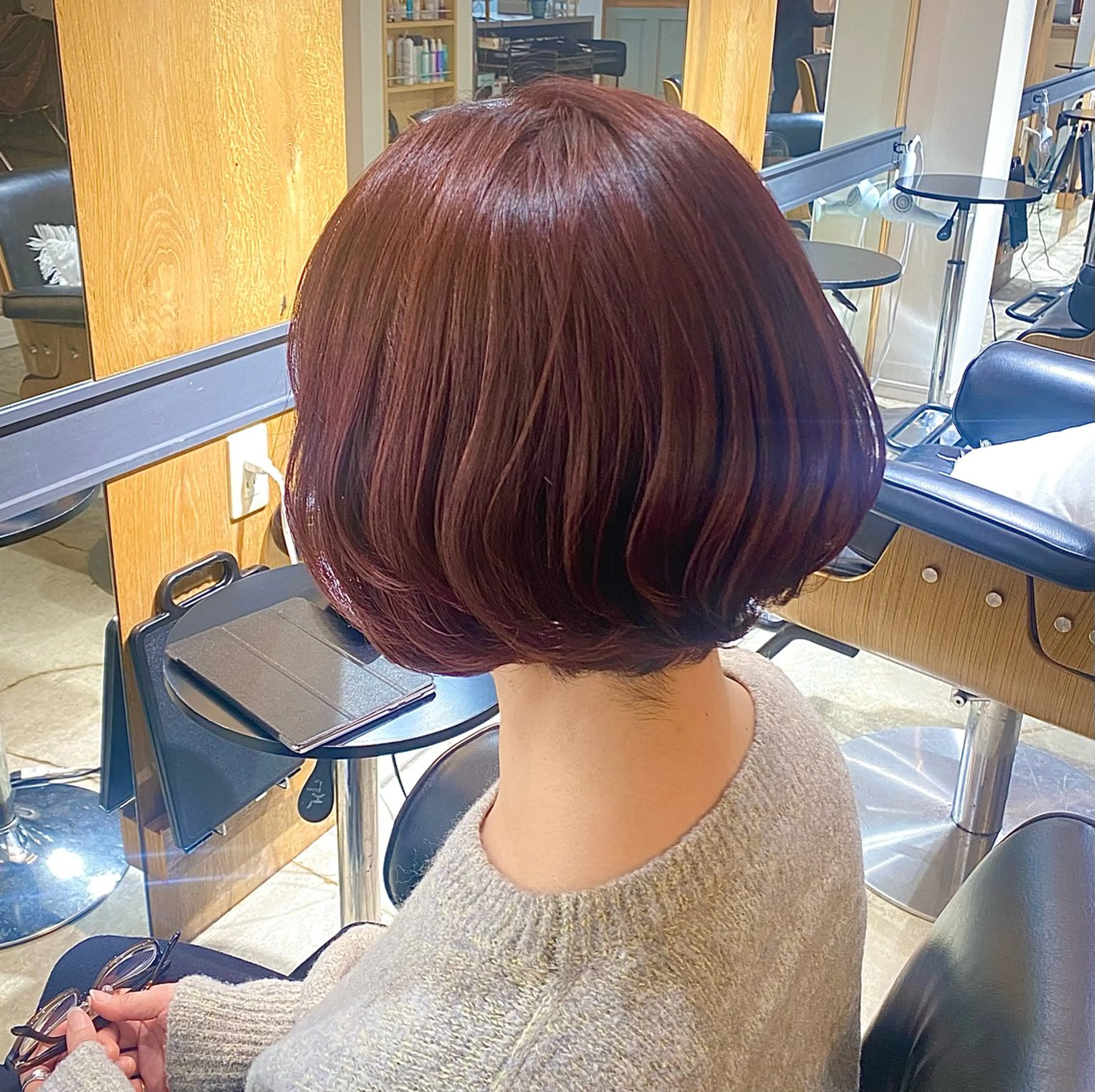 ショート カラー oriha .のヘアスタイル