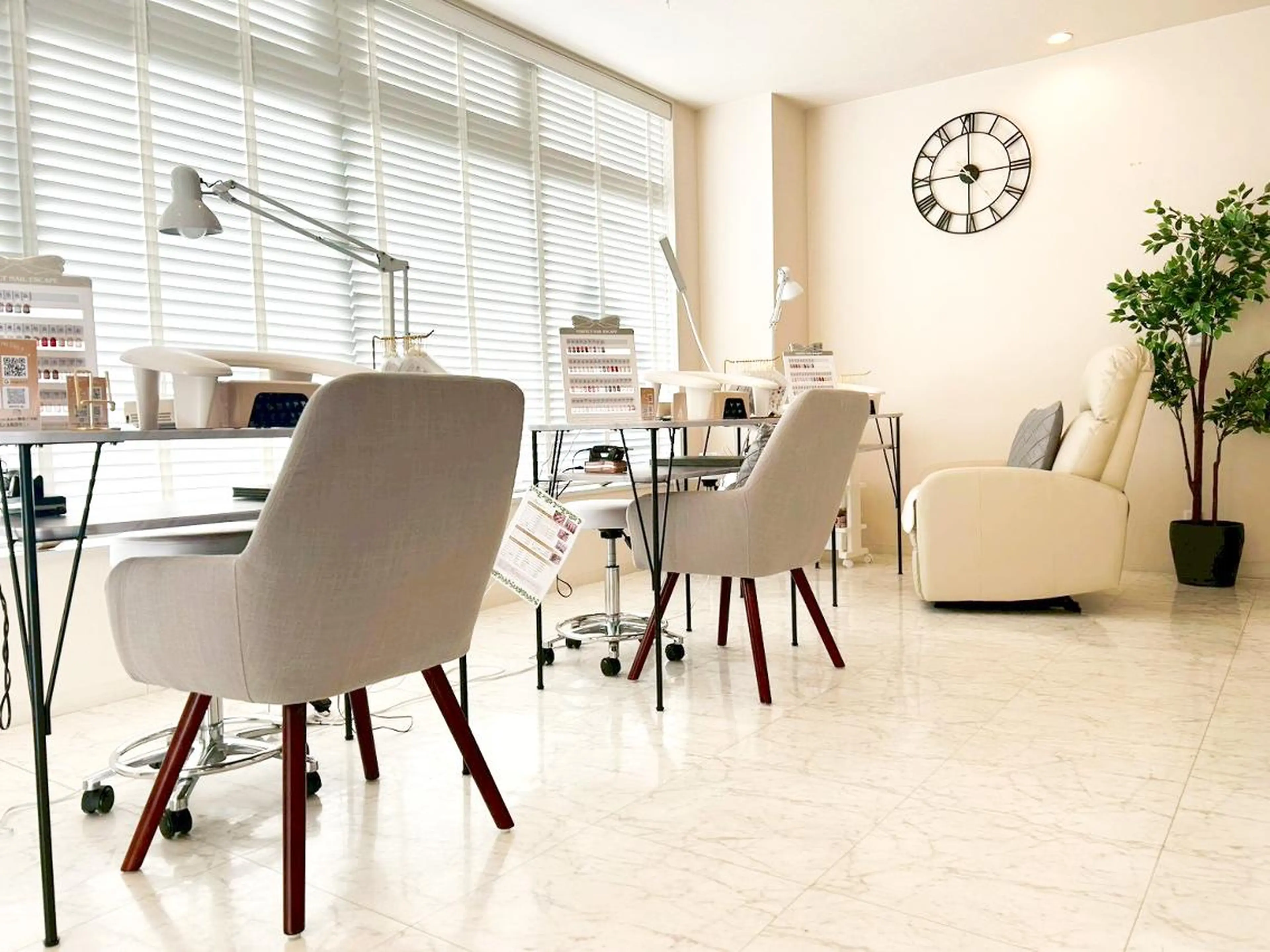 Re:eight nailのネイルデザイン