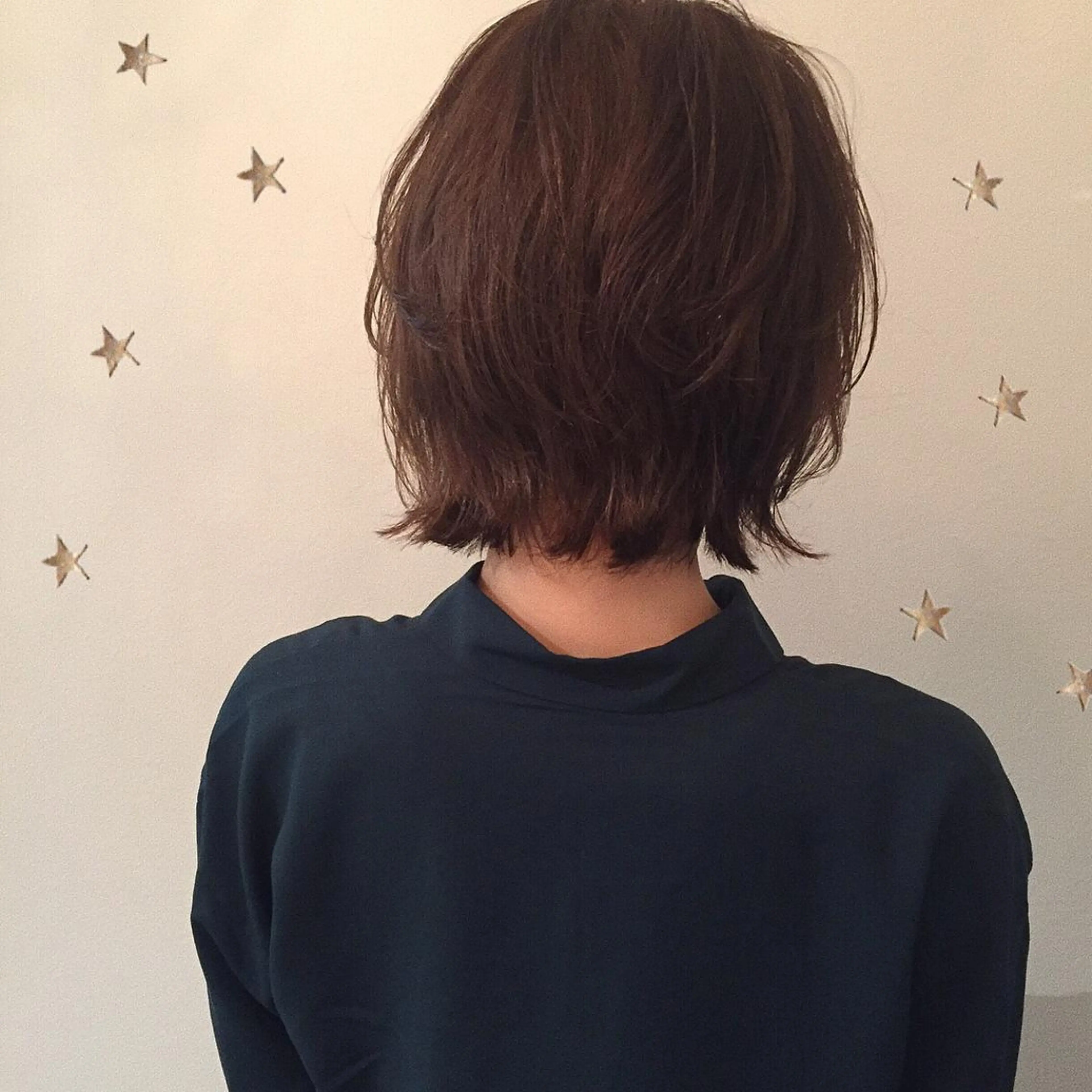 ショート カラー ボブレイヤー ボブ レイヤーカット 市川 千夏のヘアスタイル