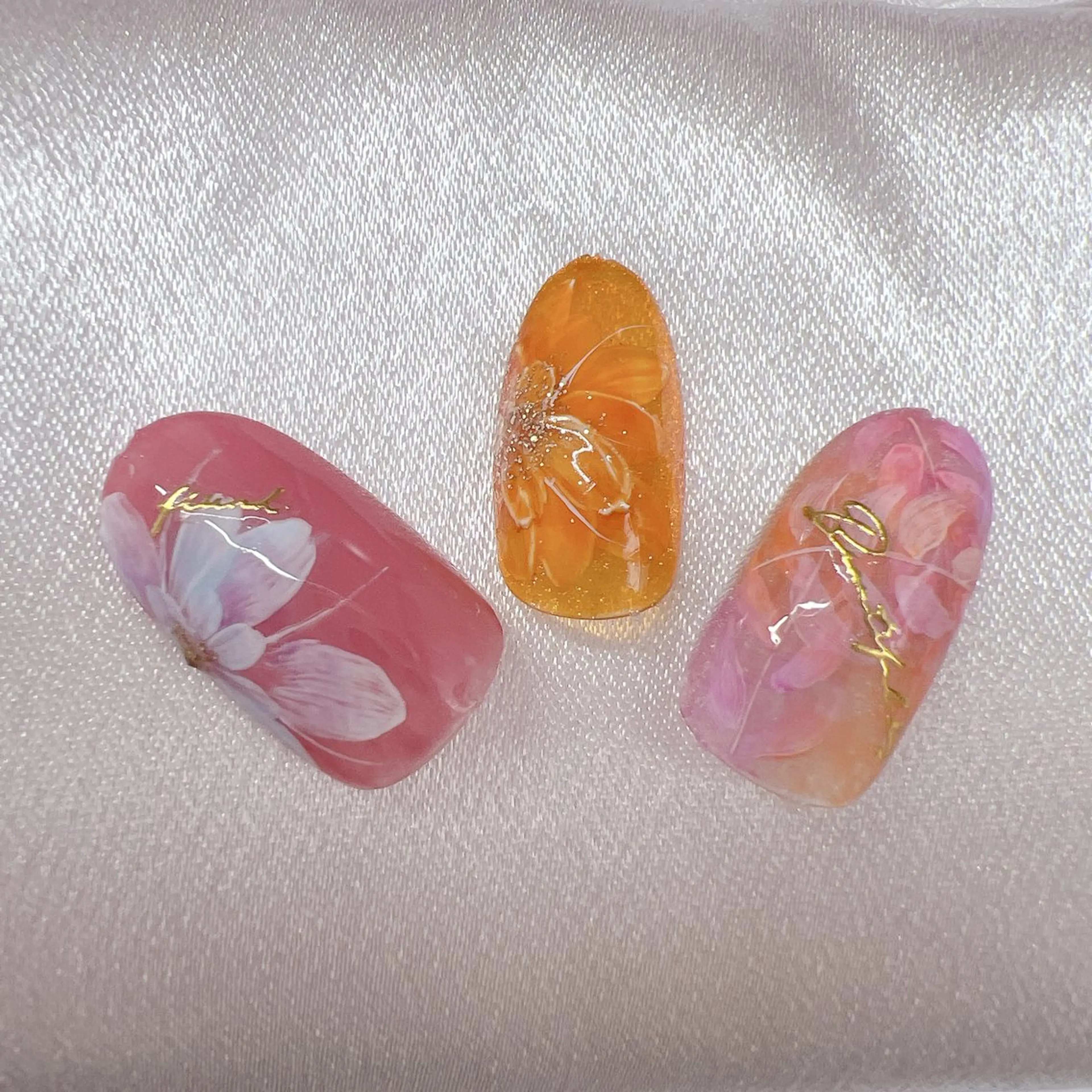 ネイル アートネイル Emi lyのネイルデザイン