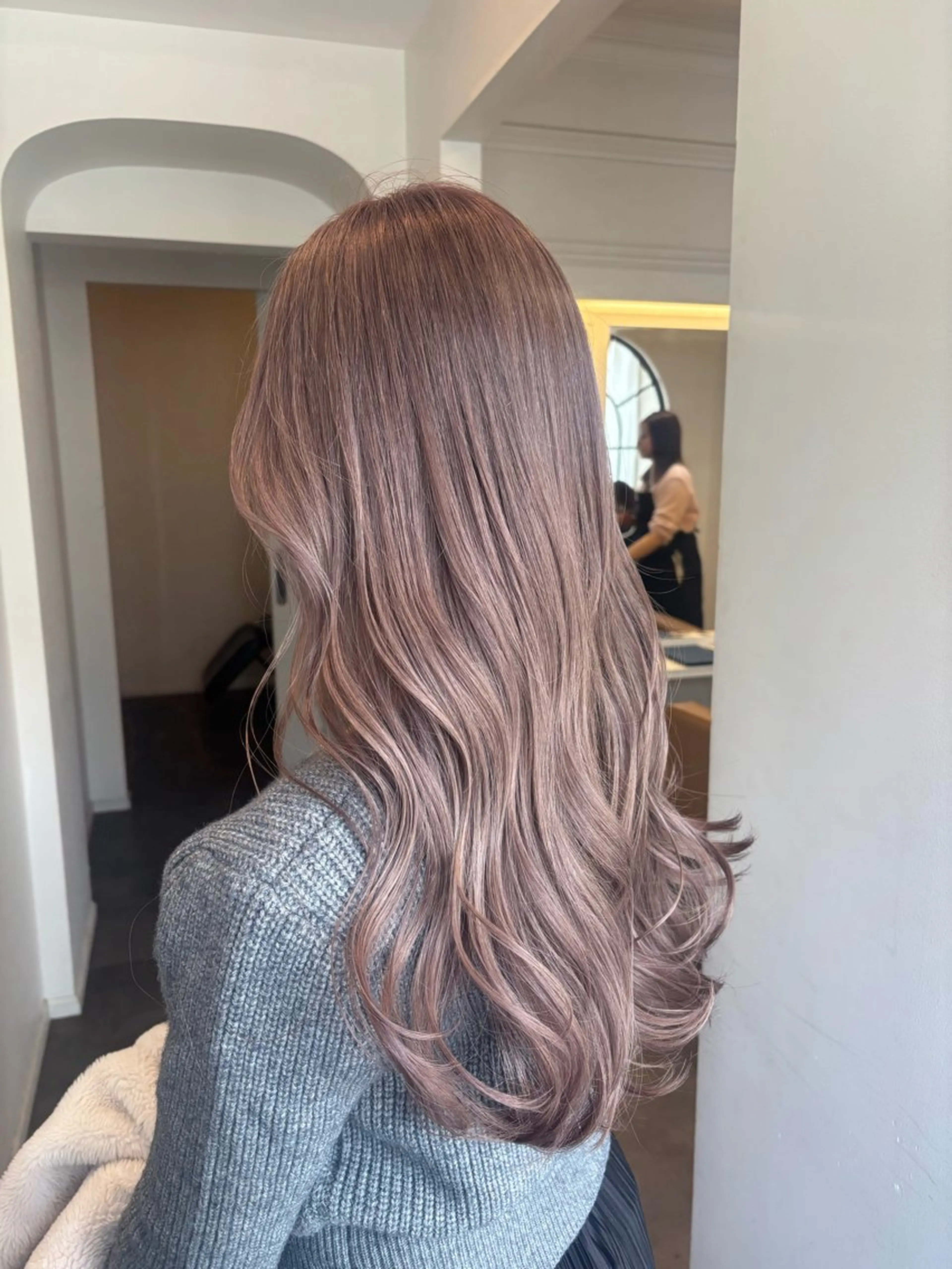 セミロング カラー ヘアカラー トリートメント 似合わせhair🎀 Manaのヘアスタイル