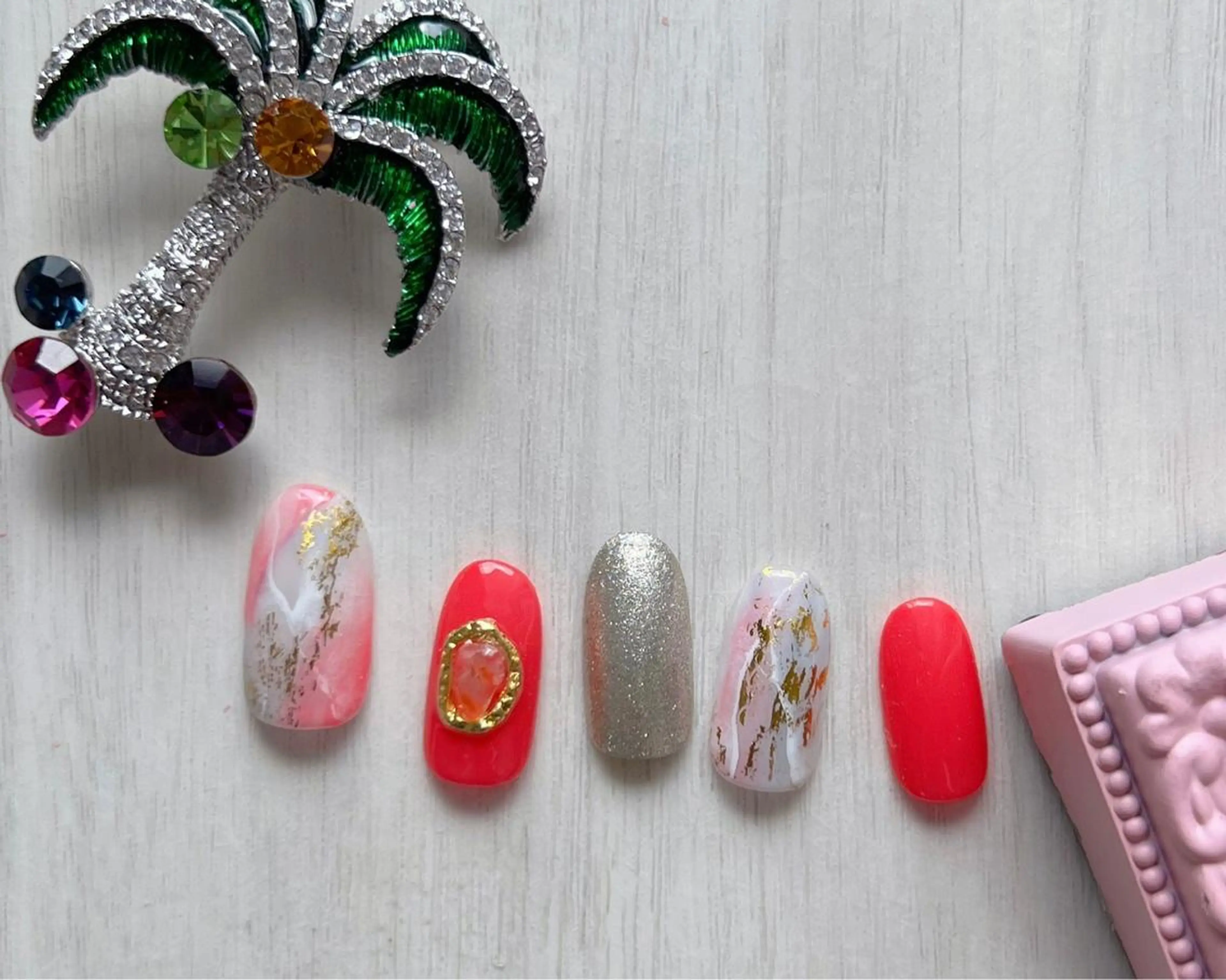 ネイル トップネイリスト Ribbon立川店のネイルデザイン