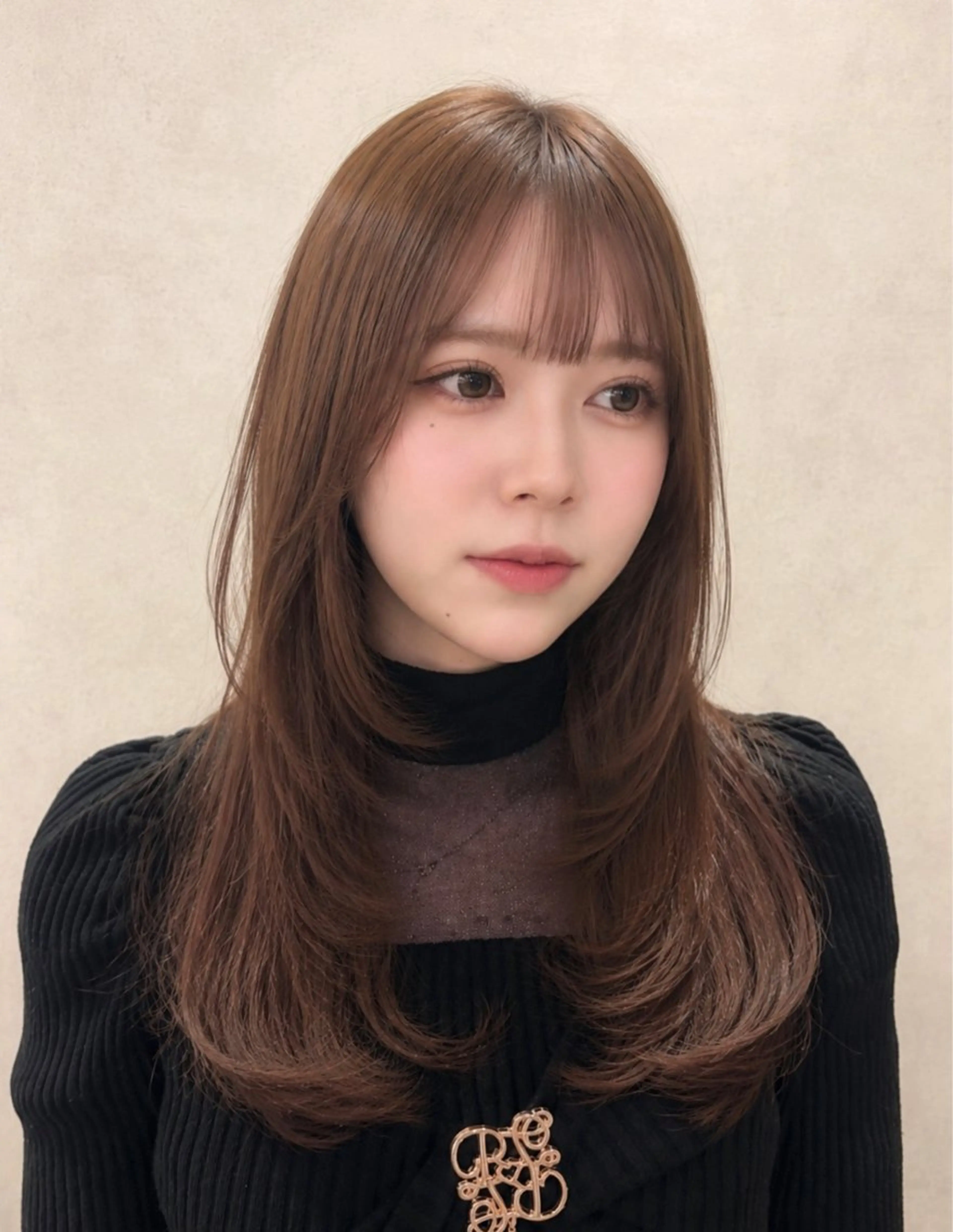 ロング レイヤーカット YUSUKE (ユウスケ)のヘアスタイル