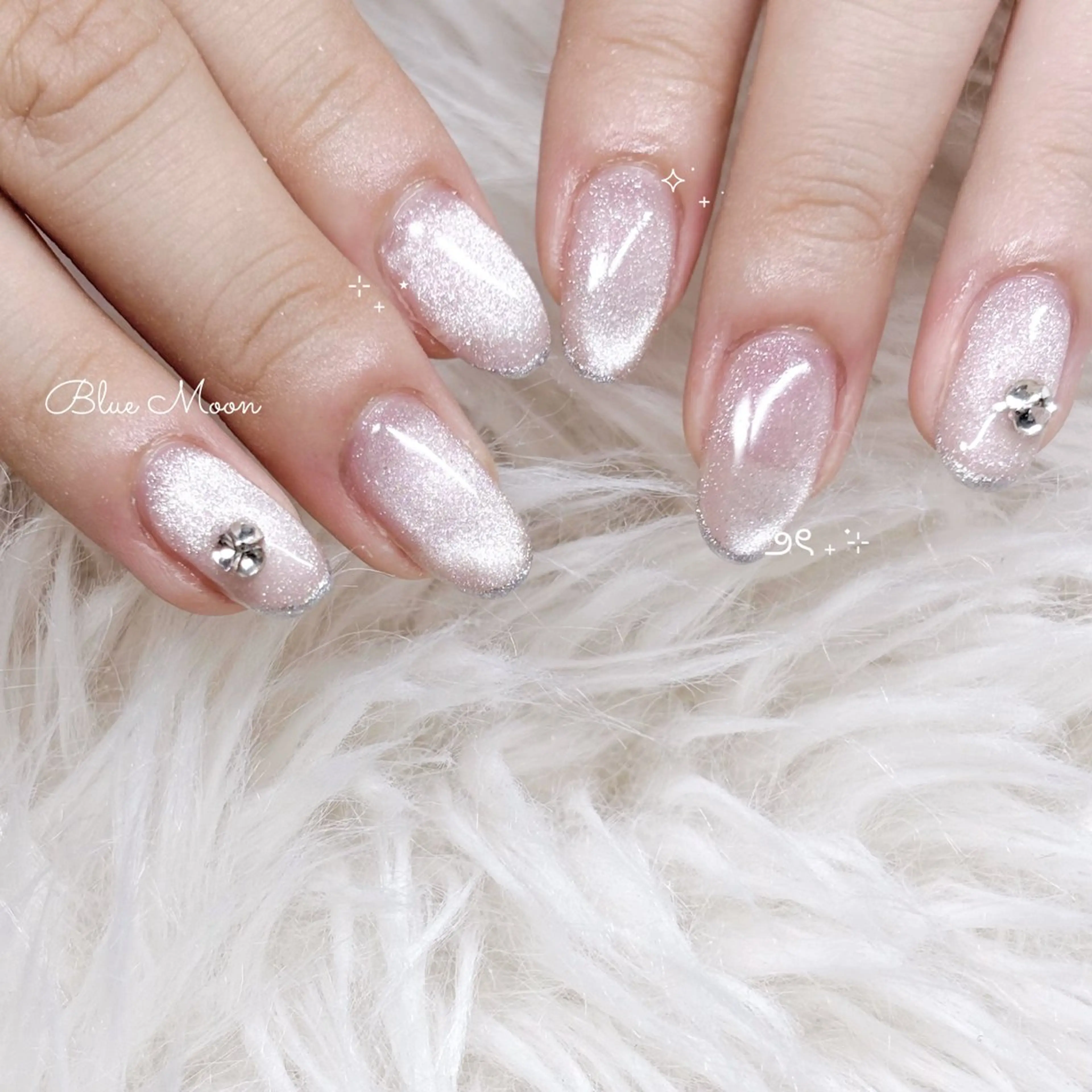 ネイル フレンチネイル ハンドネイル フットネイル nail salon Blue Moonのネイルデザイン