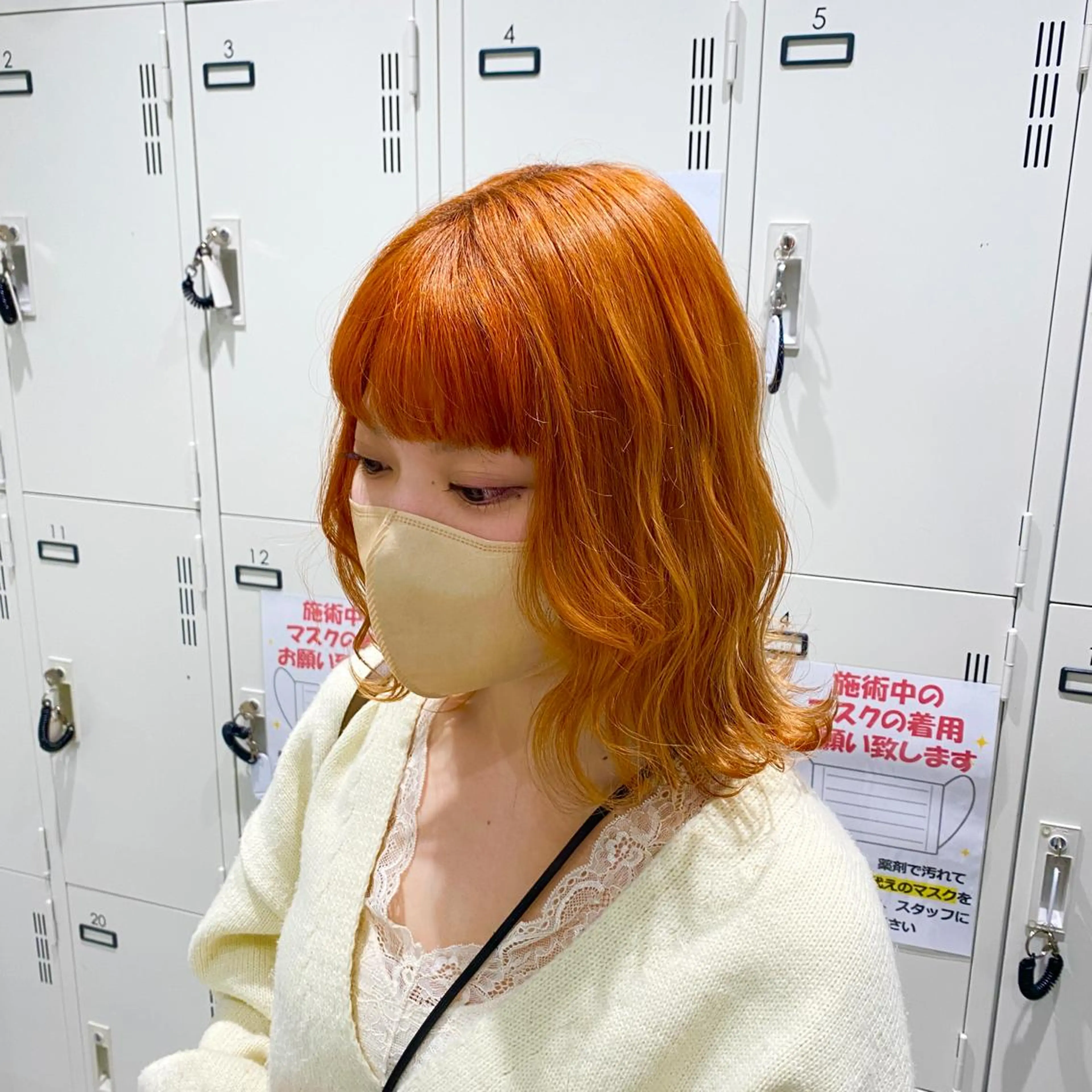 ロング カラー ブリーチ オレンジ 町田縮毛矯正/ 髪質改善/美髪特化のヘアスタイル