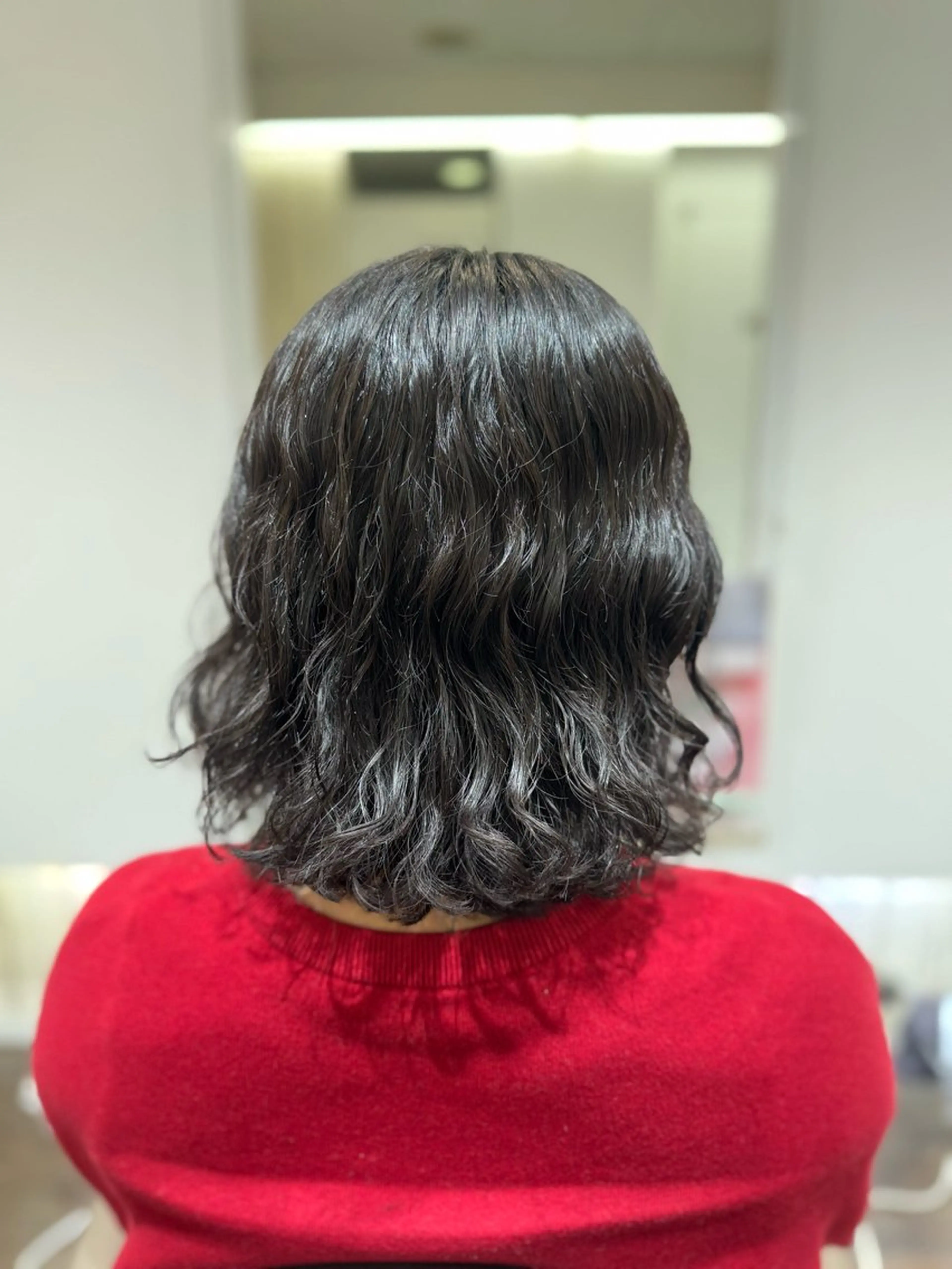 ミディアム カット パーマ トリートメント 大人可愛い♡コテ巻き パーマ🌼杉田 萌恵のヘアスタイル