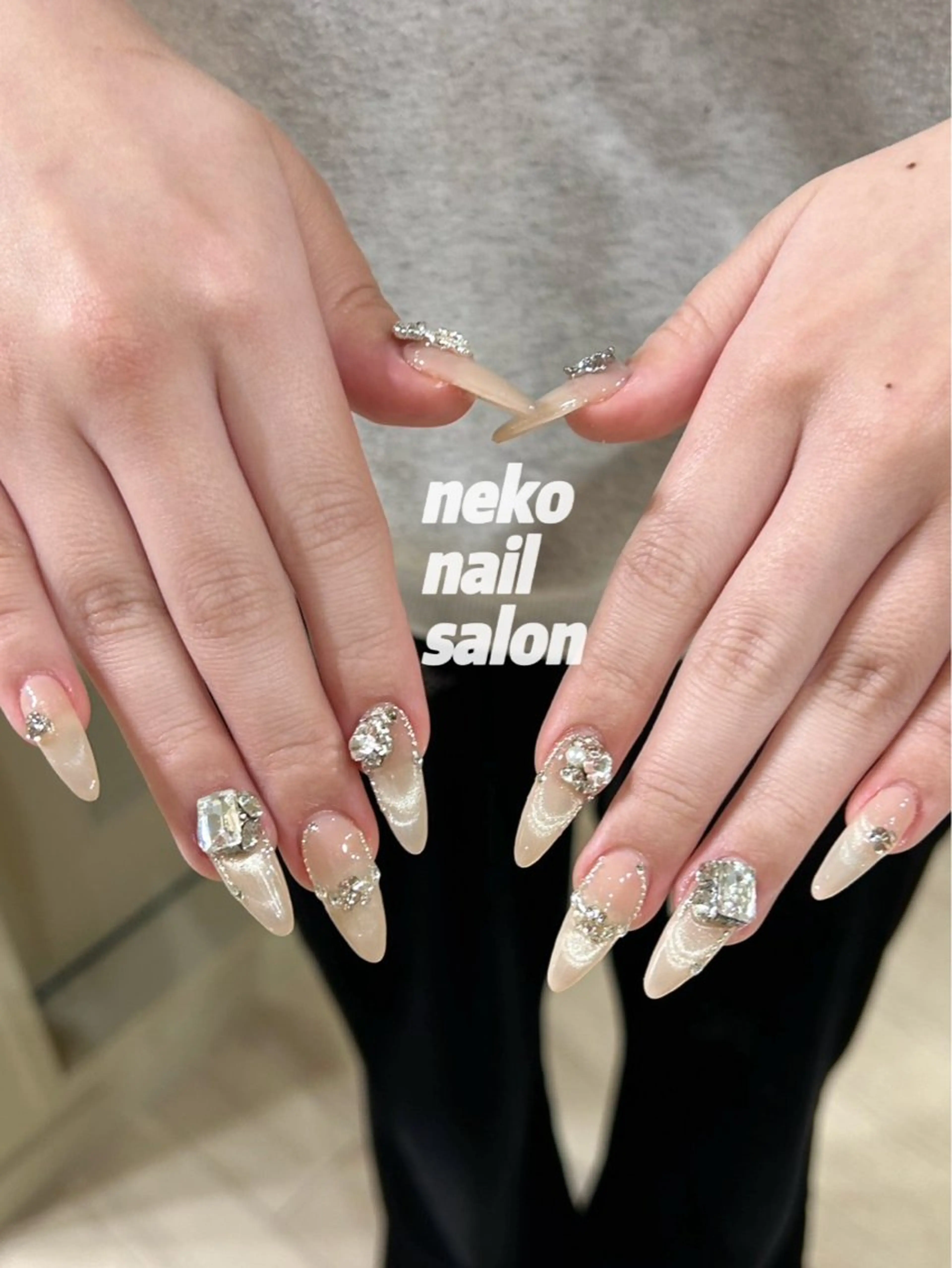 ネイル フレンチネイル マグネットネイル マグネットフレンチ ハンドネイル neko nailのネイルデザイン