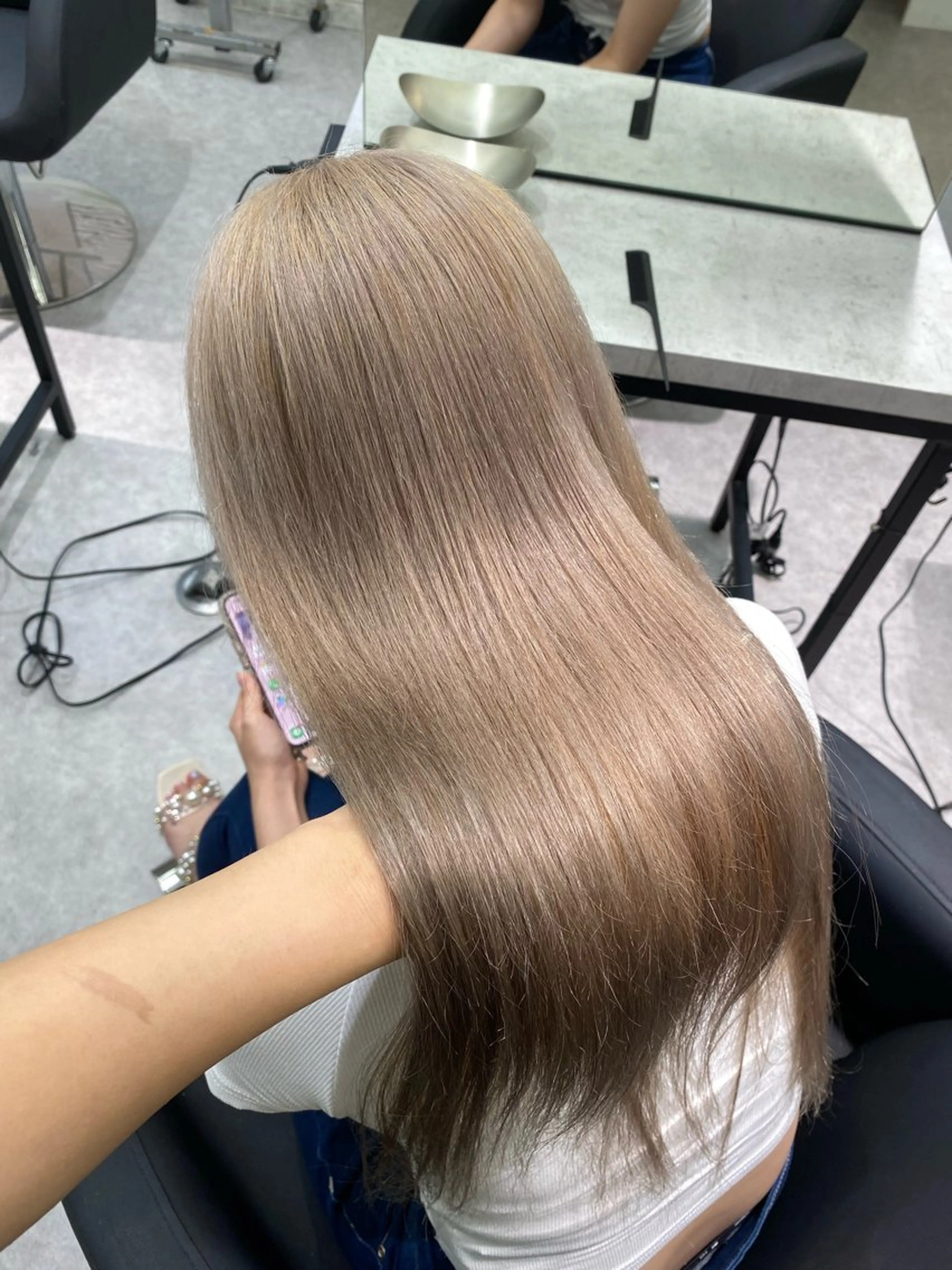 ミディアム カラー ベージュカラー ブロンド ダブルカラー ハイトーンカラー ピンクカラー カットモデル様無料 💎saaya💎のヘアスタイル