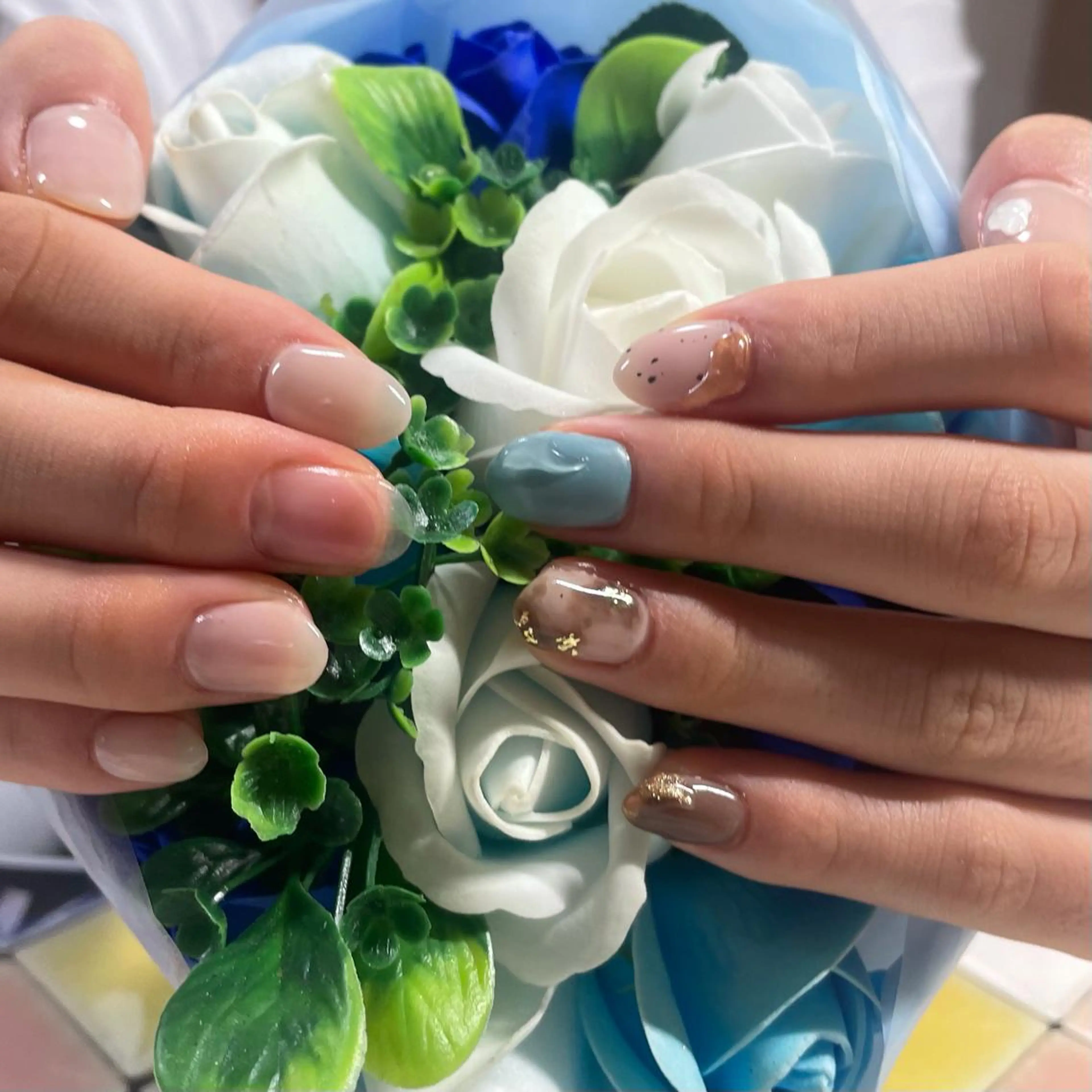 ネイル ニュアンスネイル 奥園 良恵のネイルデザイン