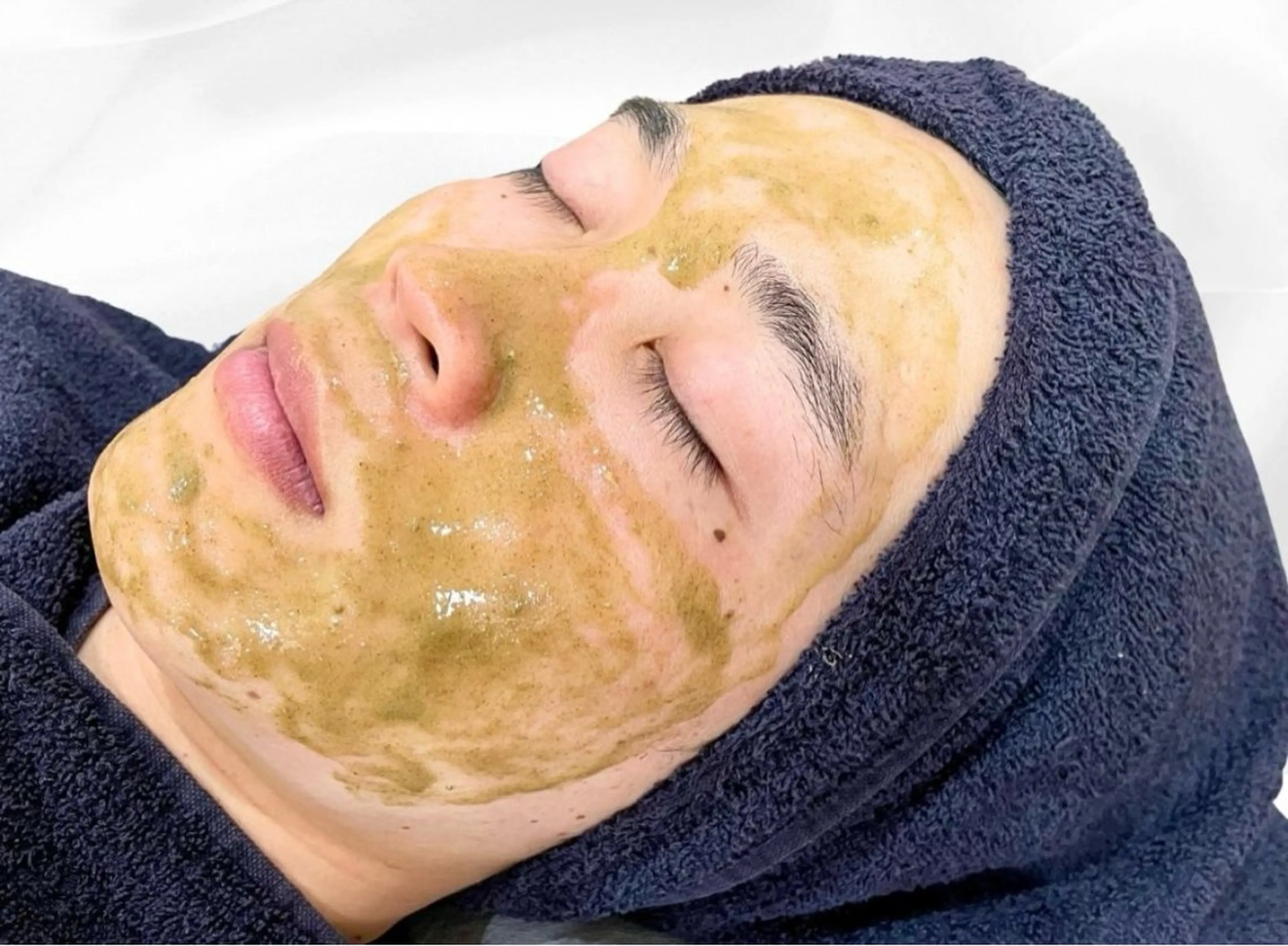 ピーリング×肌質管理 &meのエステ・リラクイメージ