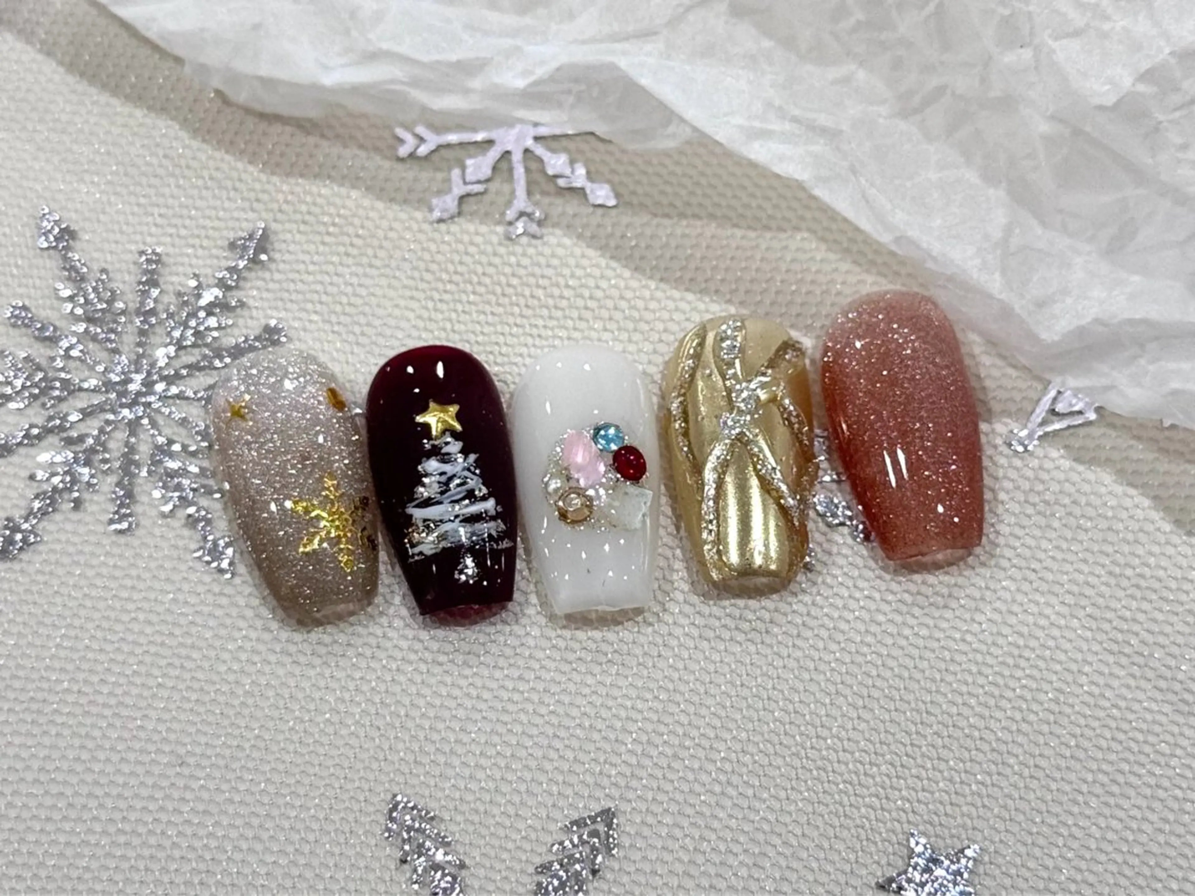 ネイル M+  Beauty Salonのネイルデザイン