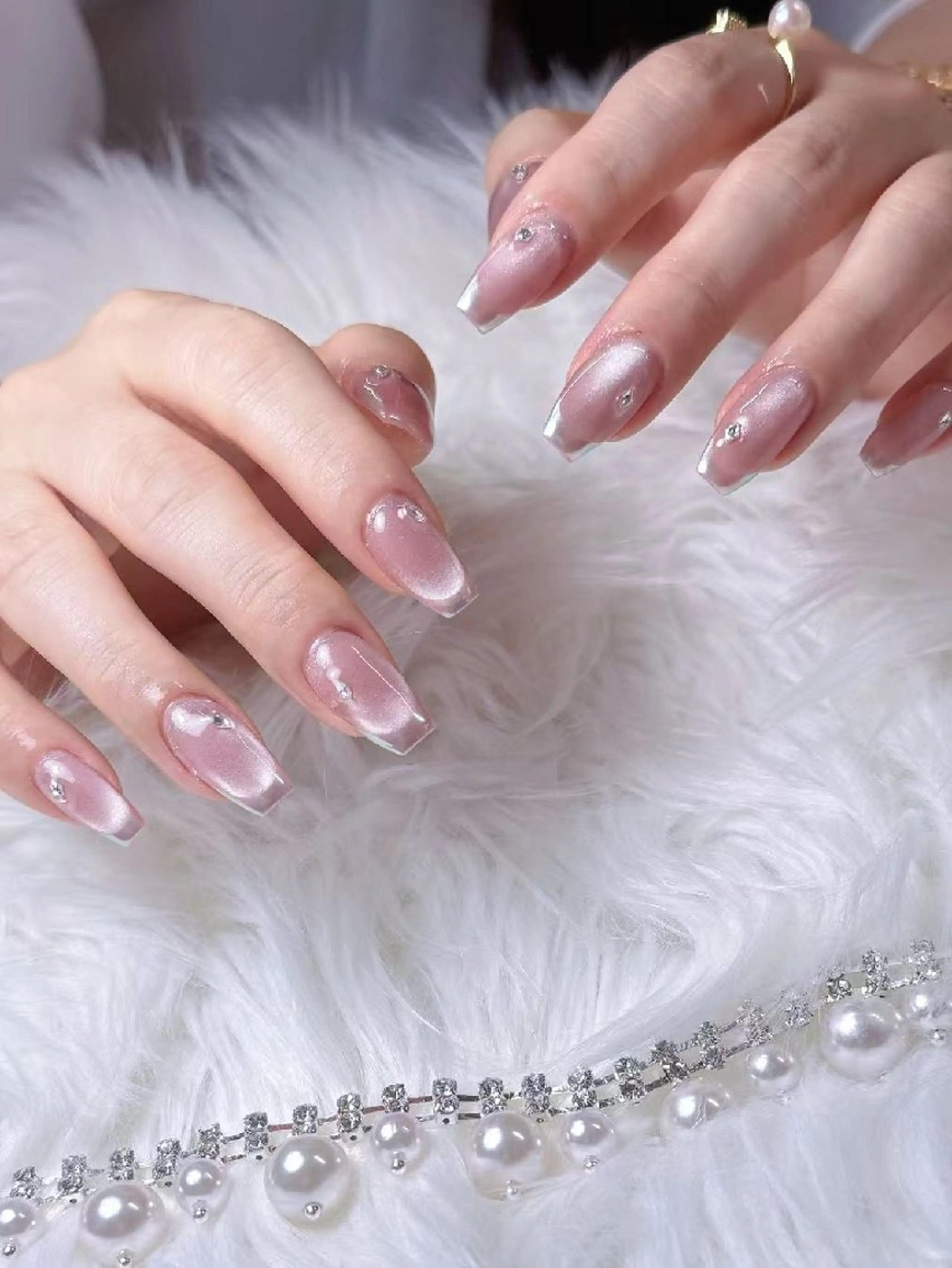 ネイル ENsalon AKIRAのネイルデザイン