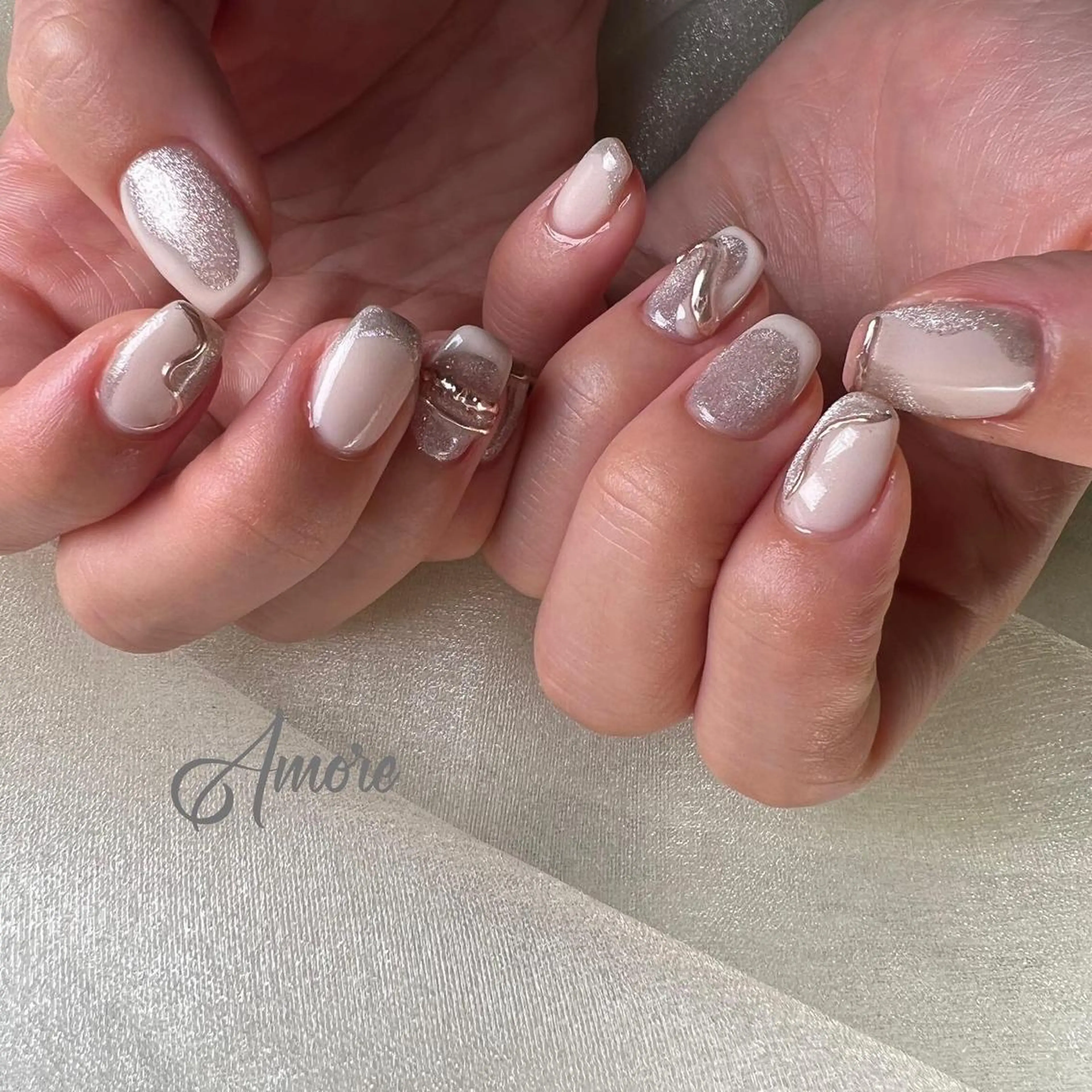 ネイル ジェルネイル 氷ネイル・うるうるネイル マグネットネイル ミラーネイル ニュアンスネイル You kyehwaのネイルデザイン