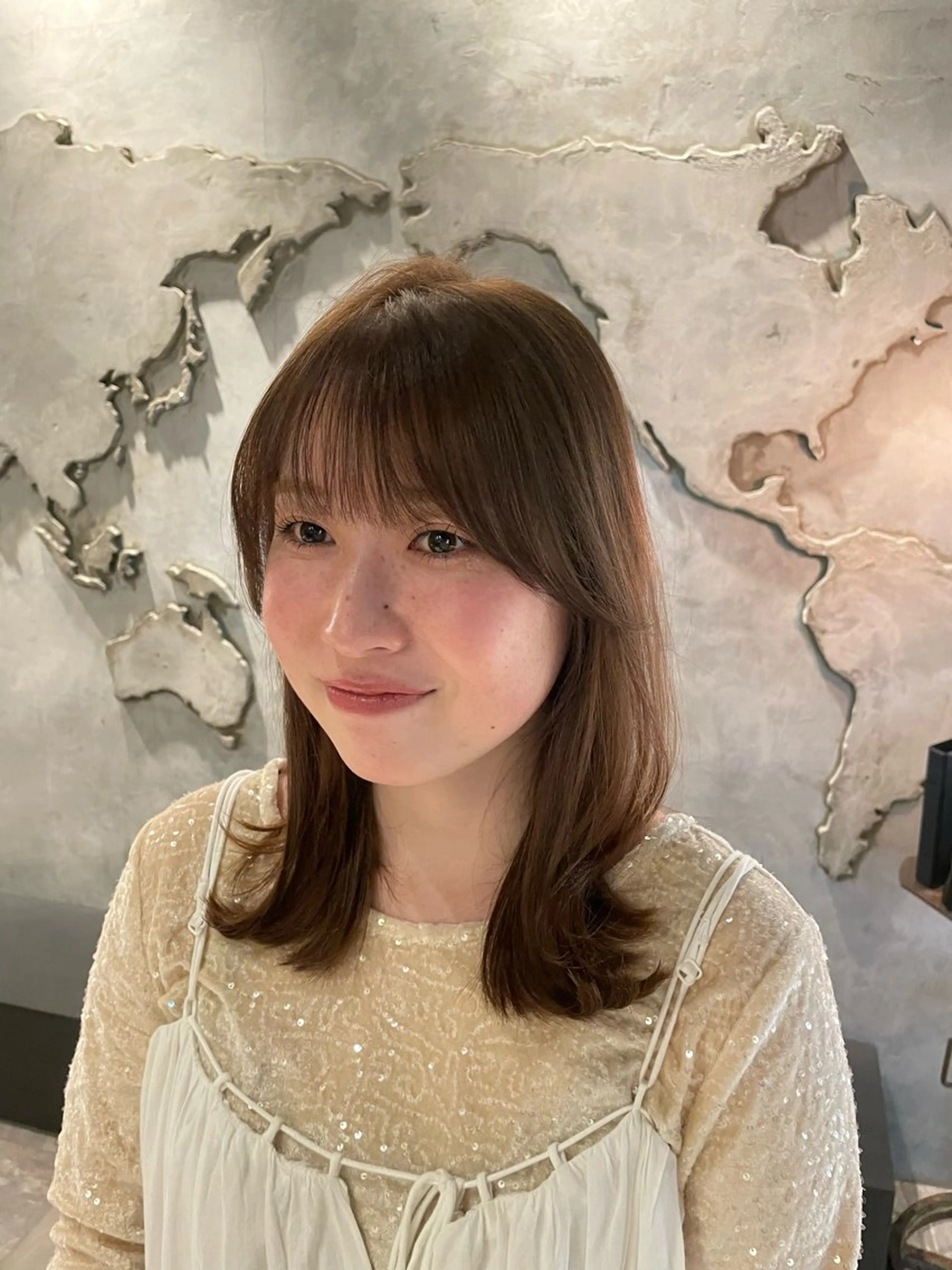ミディアム カラー パーマ カット 縮毛矯正 トリートメント ヘッドスパ ヘアセット 髪質改善/縮毛矯正/ 透明感🩵NANAのヘアスタイル