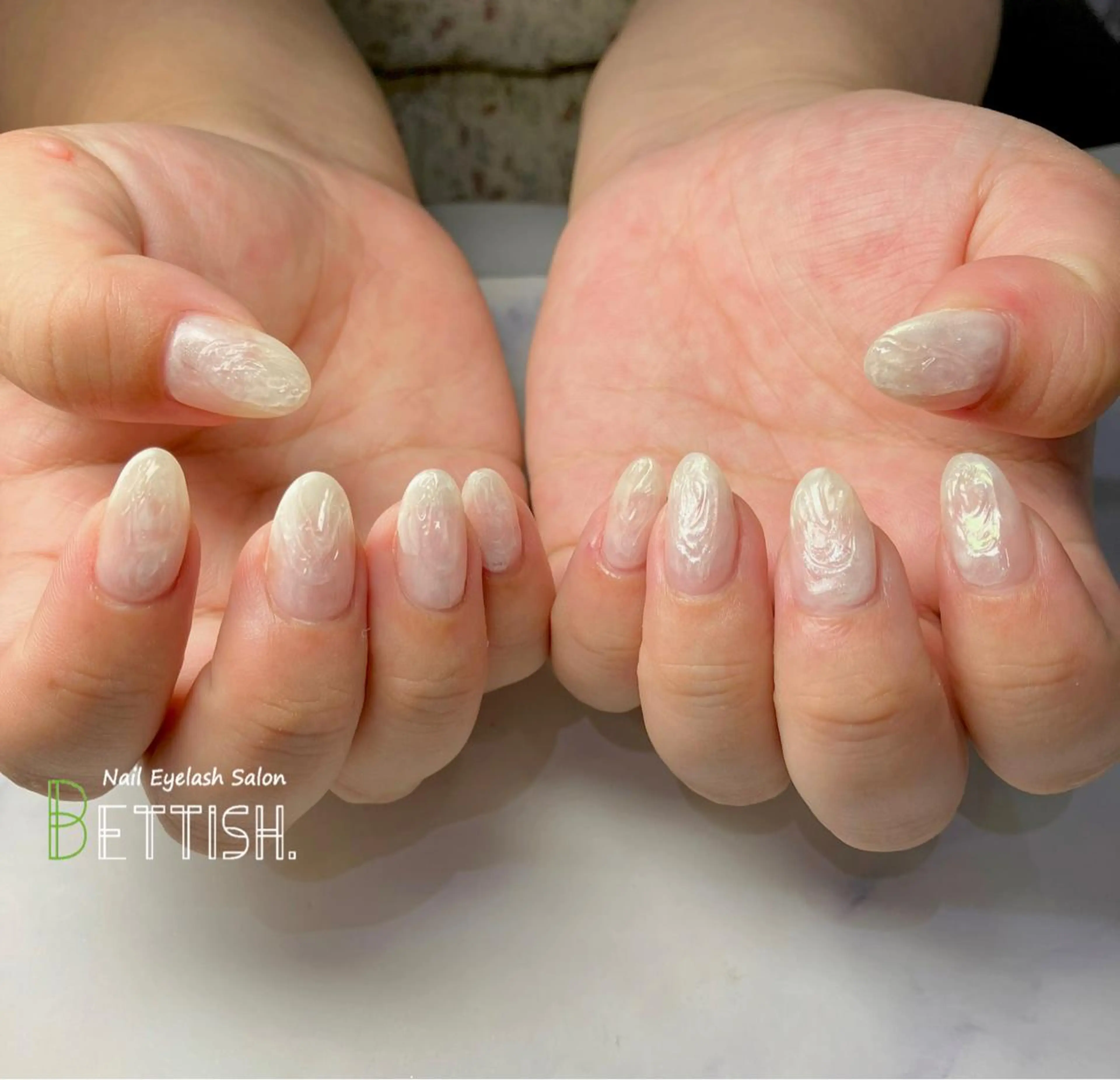 ネイル ホワイト BETTISH. KUMIKO☺︎︎のネイルデザイン