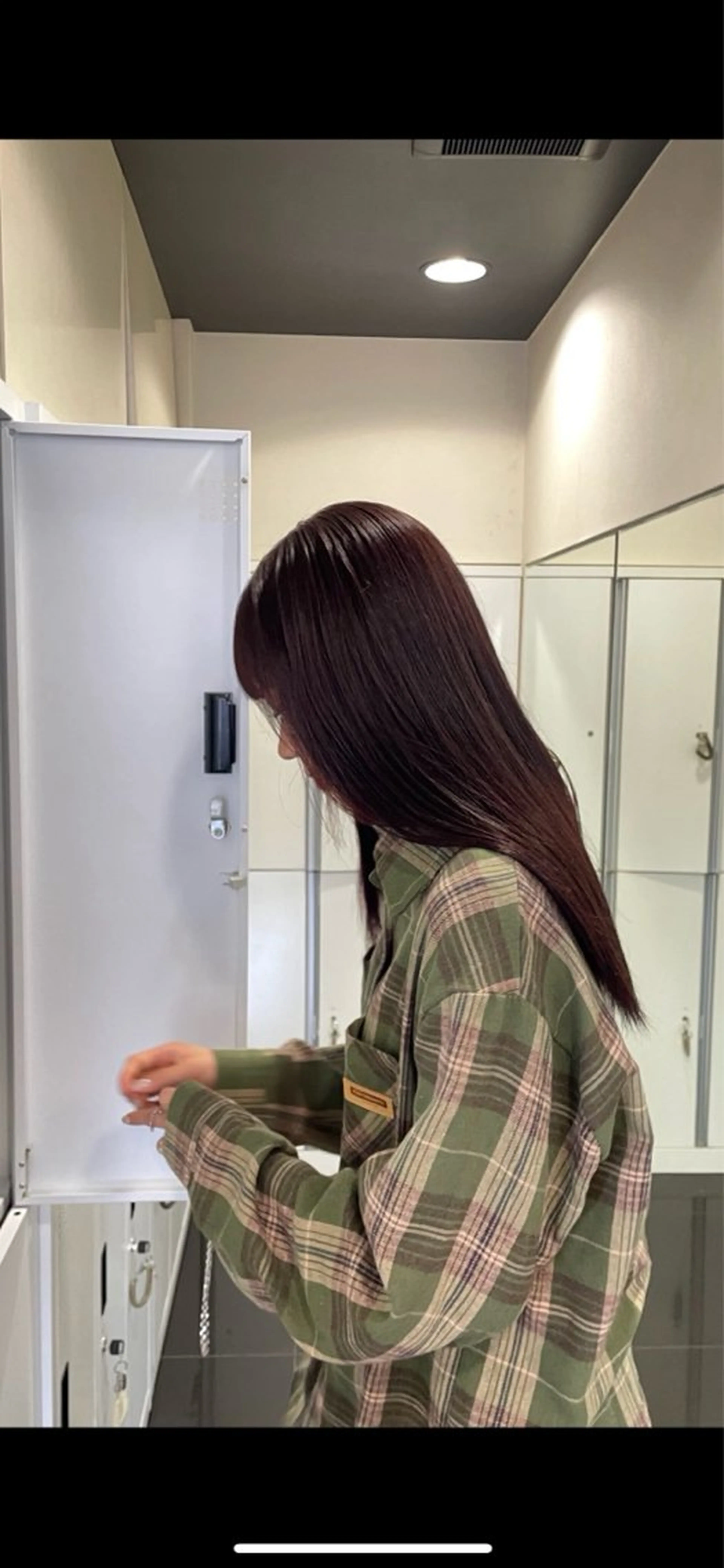 ロング カラー 垢抜け小顔レイヤー オリーブ/スミレのヘアスタイル